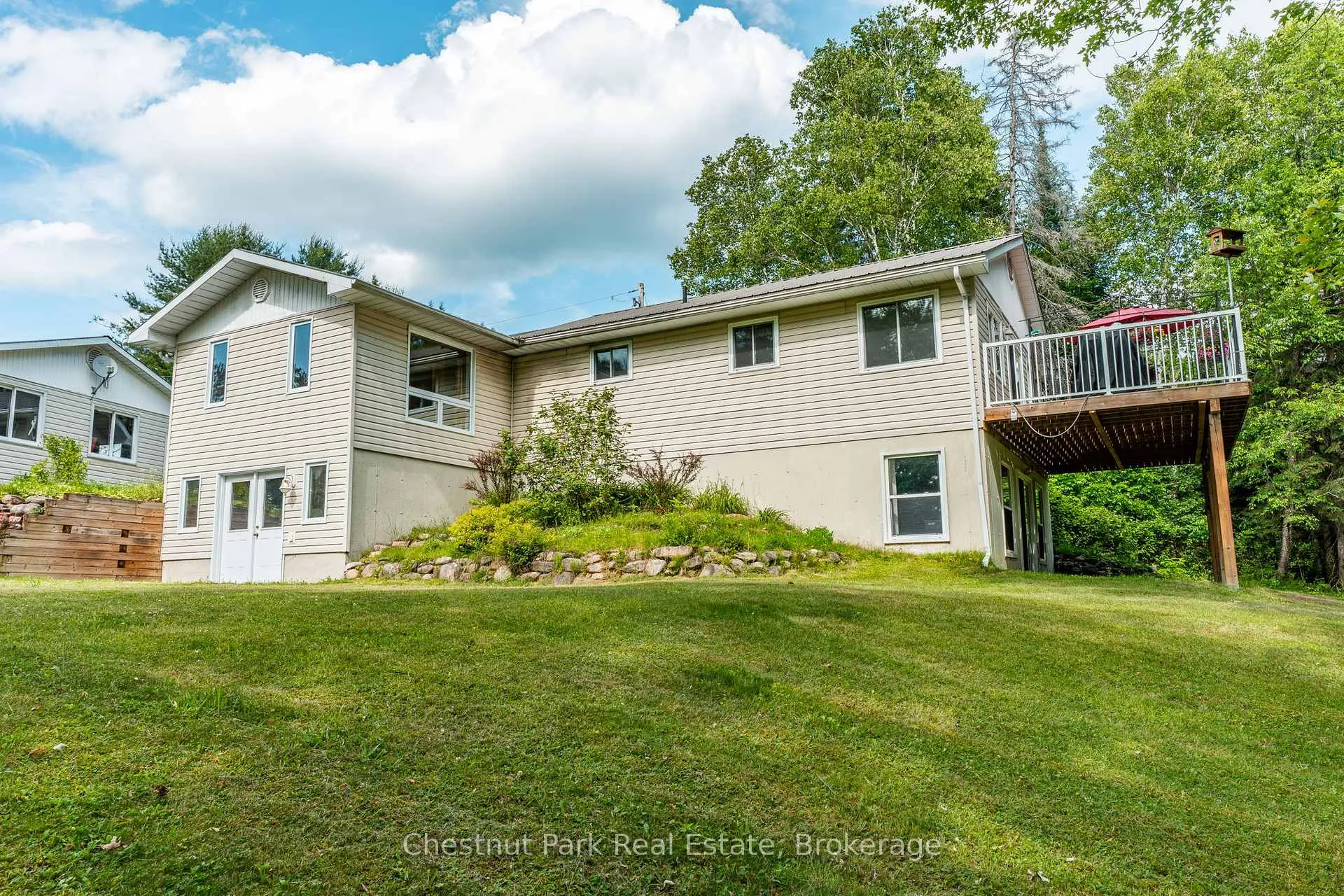 Photo 3 of 1054 Green Lake Road, Algonquin Highlands, Stanhope — HOMEH