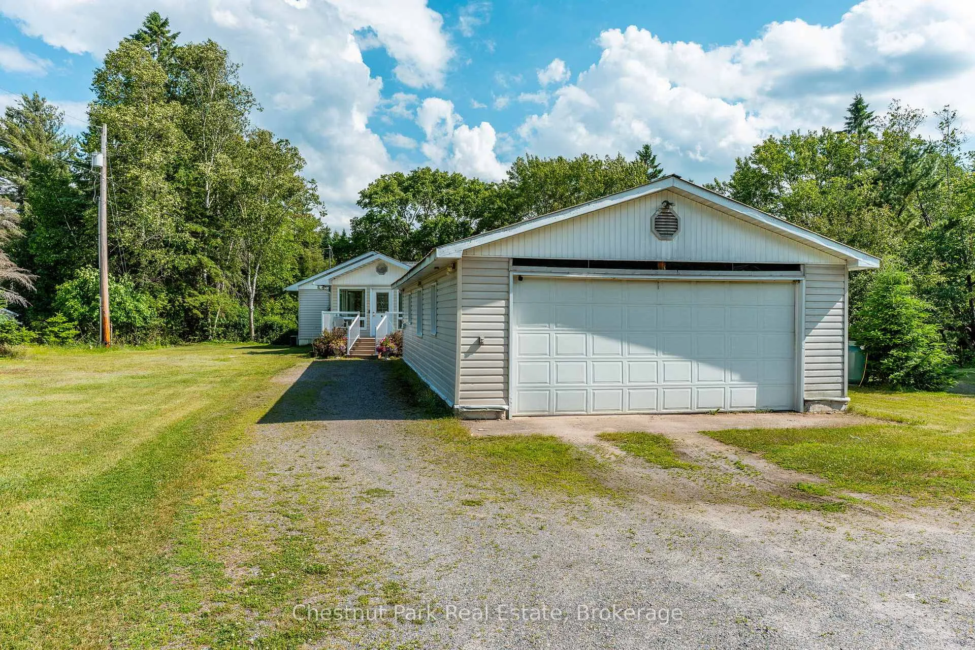 Photo 7 of 1054 Green Lake Road, Algonquin Highlands, Stanhope — HOMEH