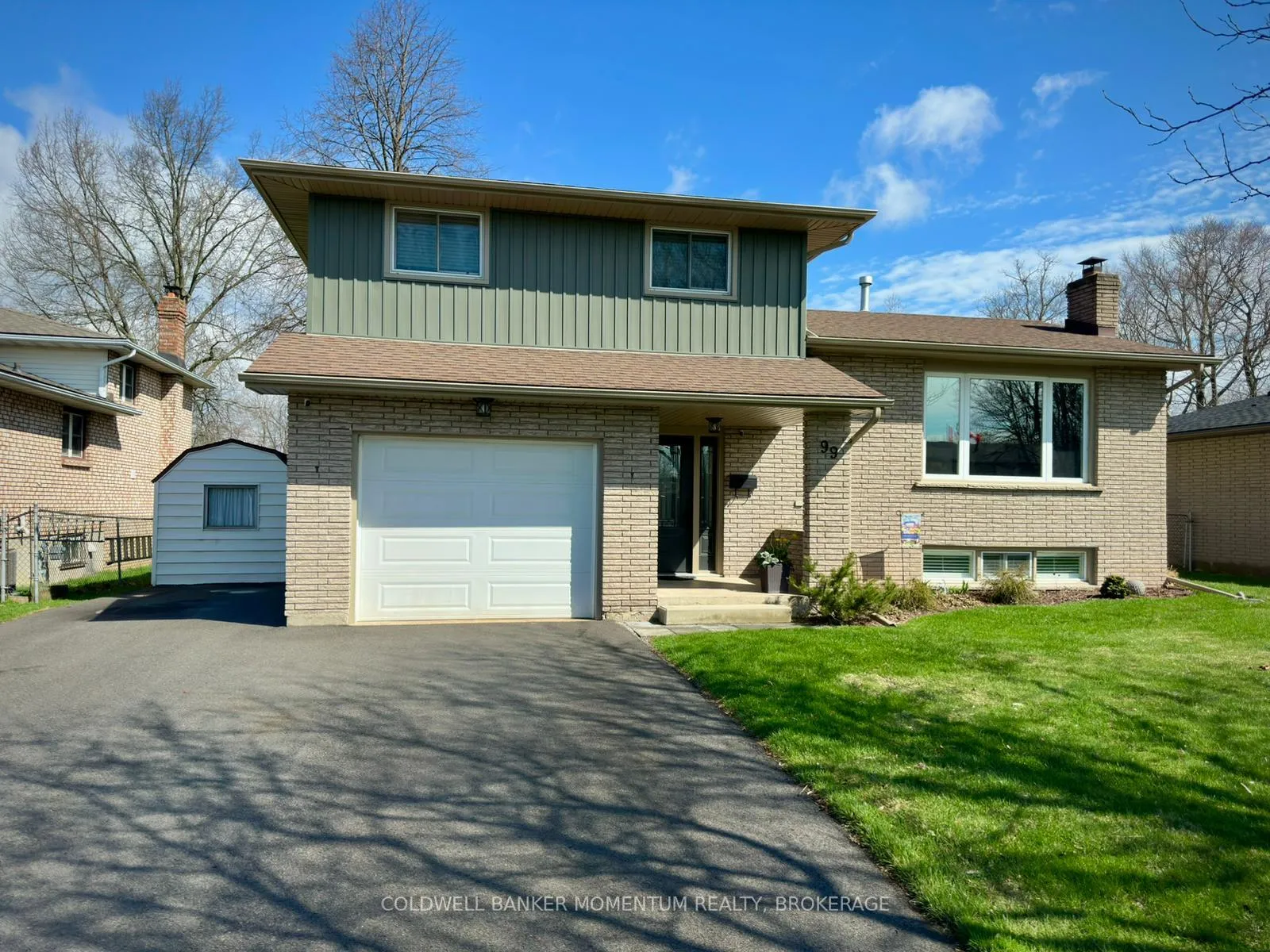 Photo 3 of 99 Erin Crescent, Welland, Prince Charles — HOMEH