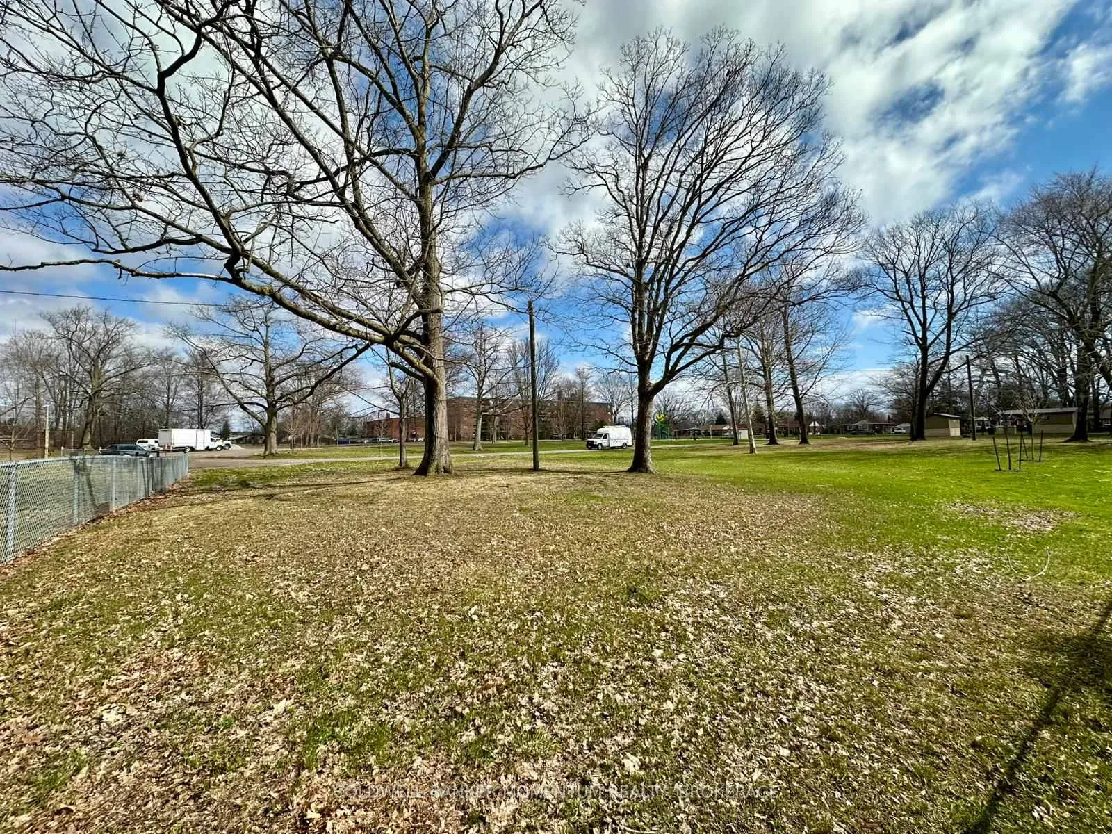 Photo 40 of 99 Erin Crescent, Welland, Prince Charles — HOMEH