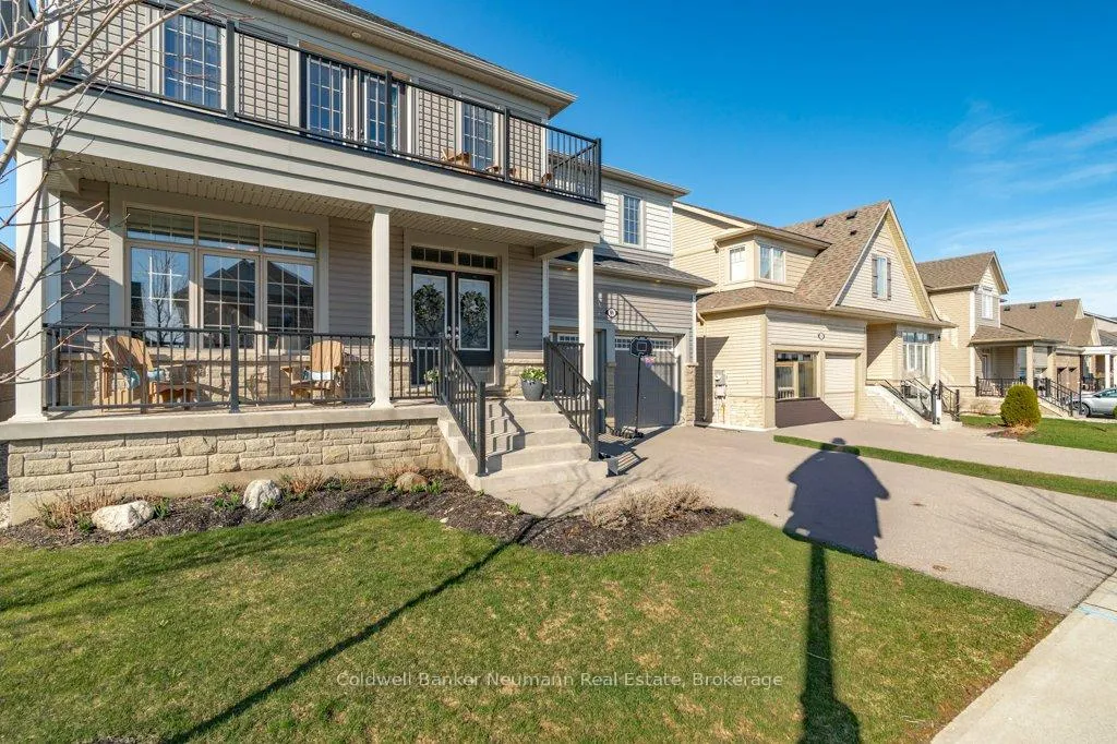 Photo 2 of 96 Harpin Way E, Centre Wellington, Fergus — HOMEH