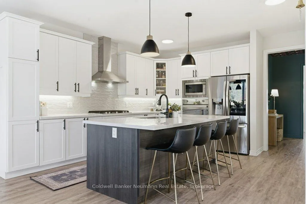 Photo 16 of 96 Harpin Way E, Centre Wellington, Fergus — HOMEH