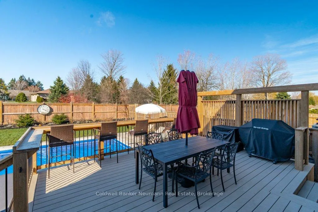 Photo 38 of 96 Harpin Way E, Centre Wellington, Fergus — HOMEH