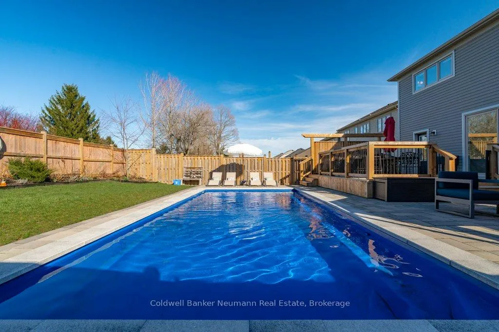 Photo 43 of 96 Harpin Way E, Centre Wellington, Fergus — HOMEH