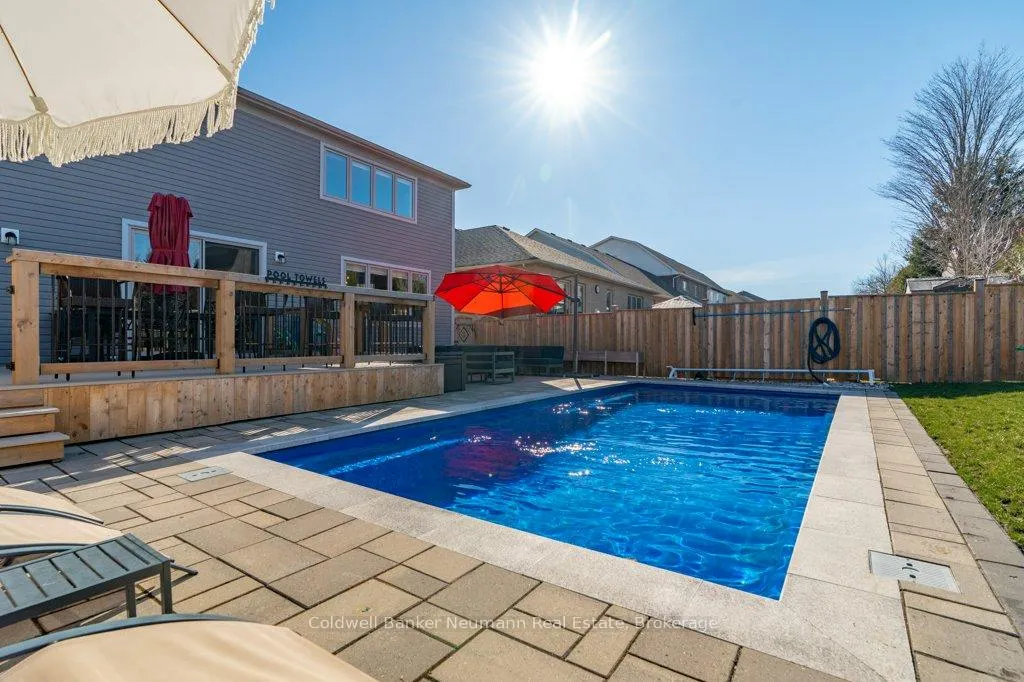Photo 45 of 96 Harpin Way E, Centre Wellington, Fergus — HOMEH