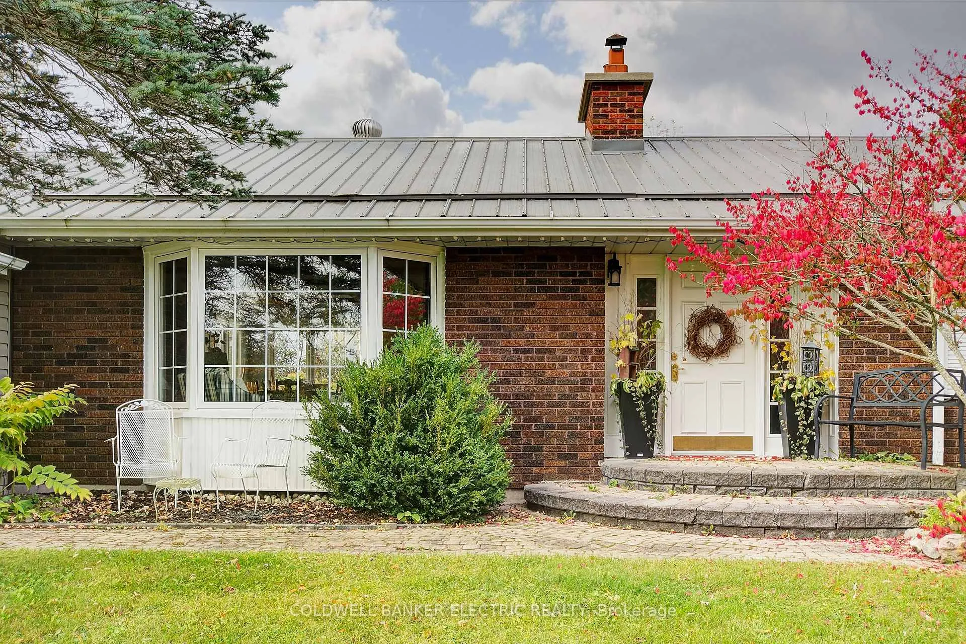 Photo 5 of 544 County 8 Road, Douro-Dummer — HOMEH
