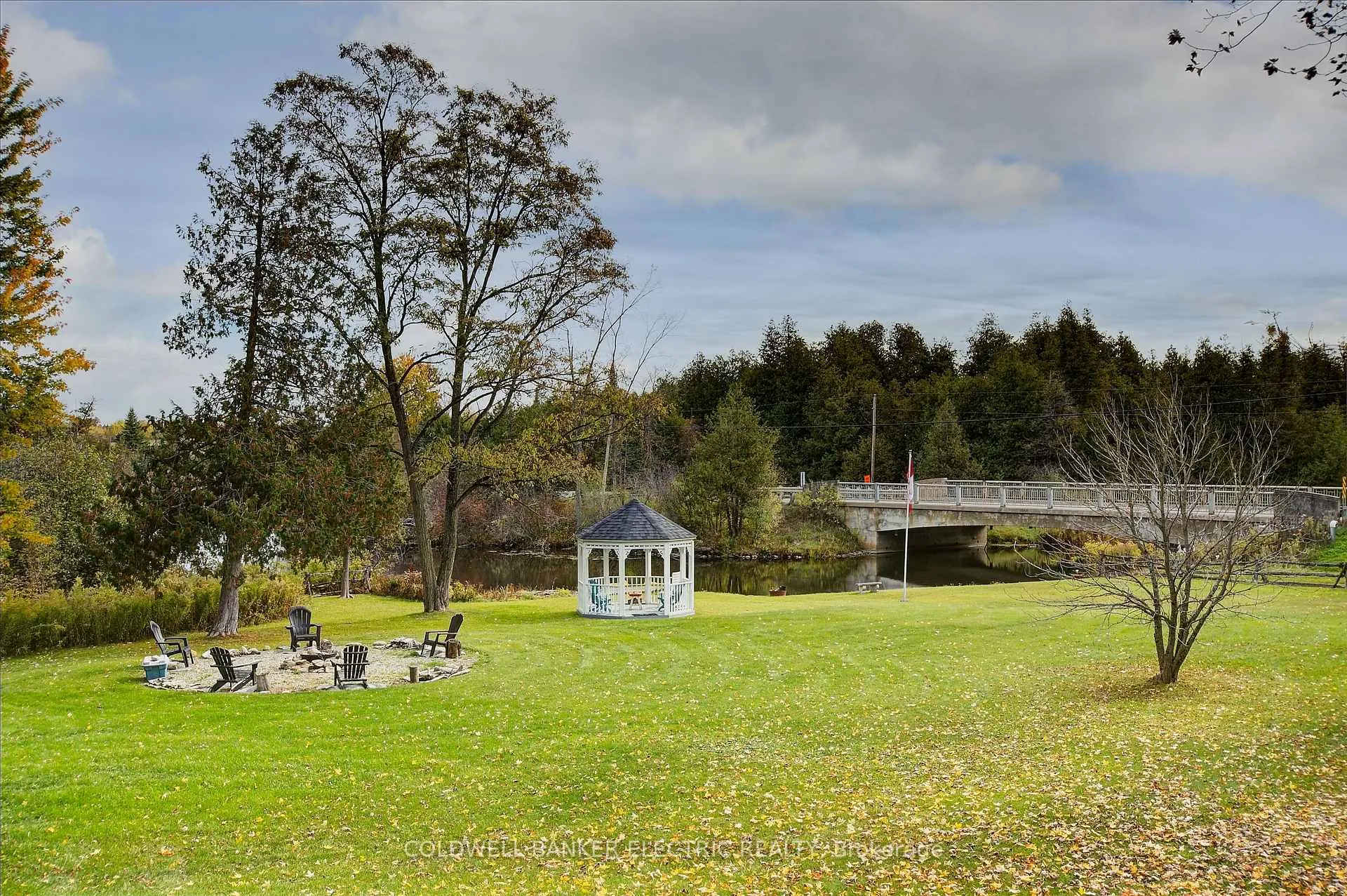 Photo 9 of 544 County 8 Road, Douro-Dummer — HOMEH