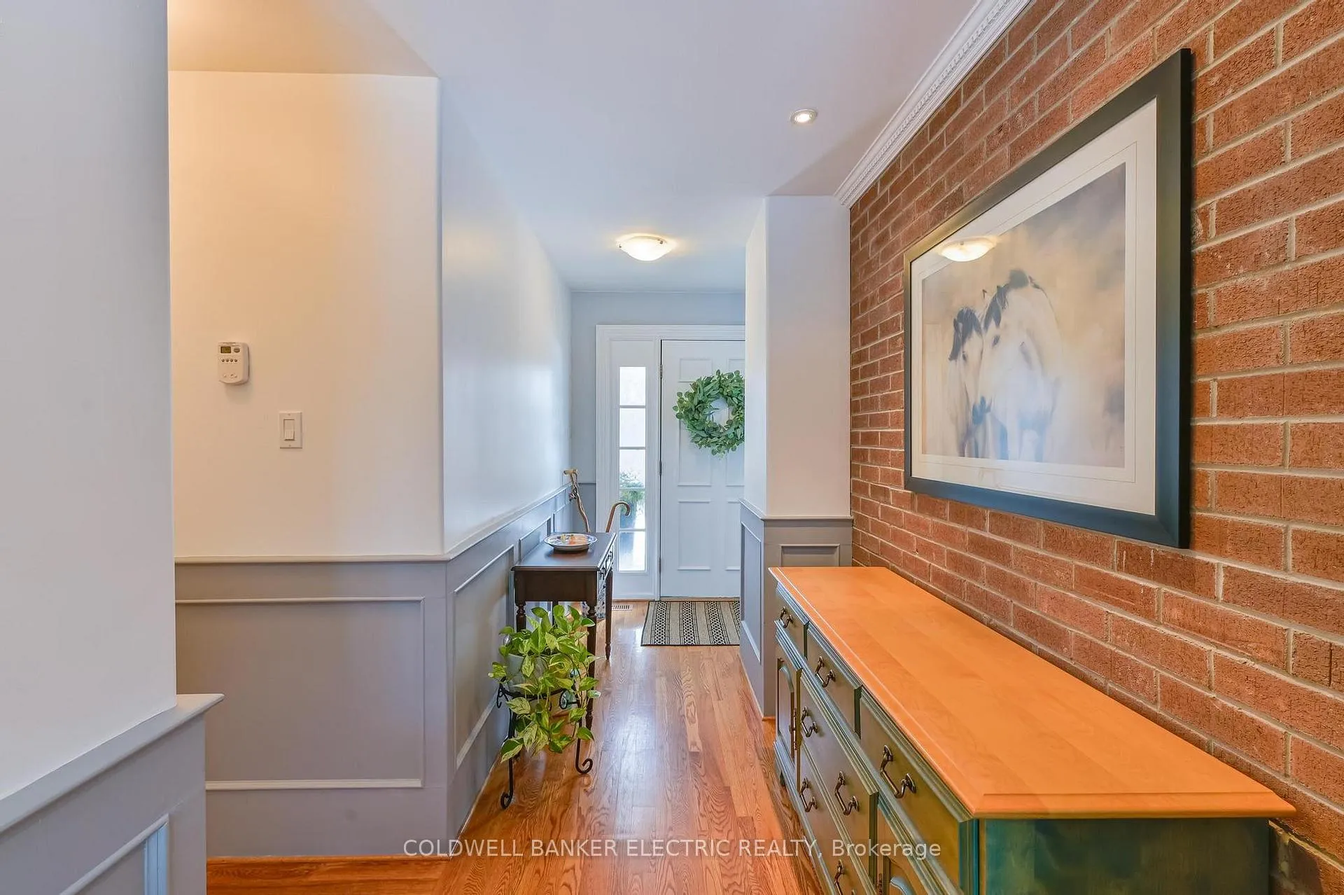 Photo 10 of 544 County 8 Road, Douro-Dummer — HOMEH