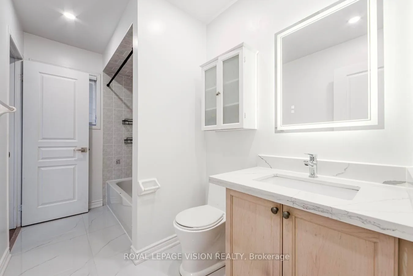 Photo 39 of 124 Alfred Paterson Drive, Markham, Greensborough — HOMEH