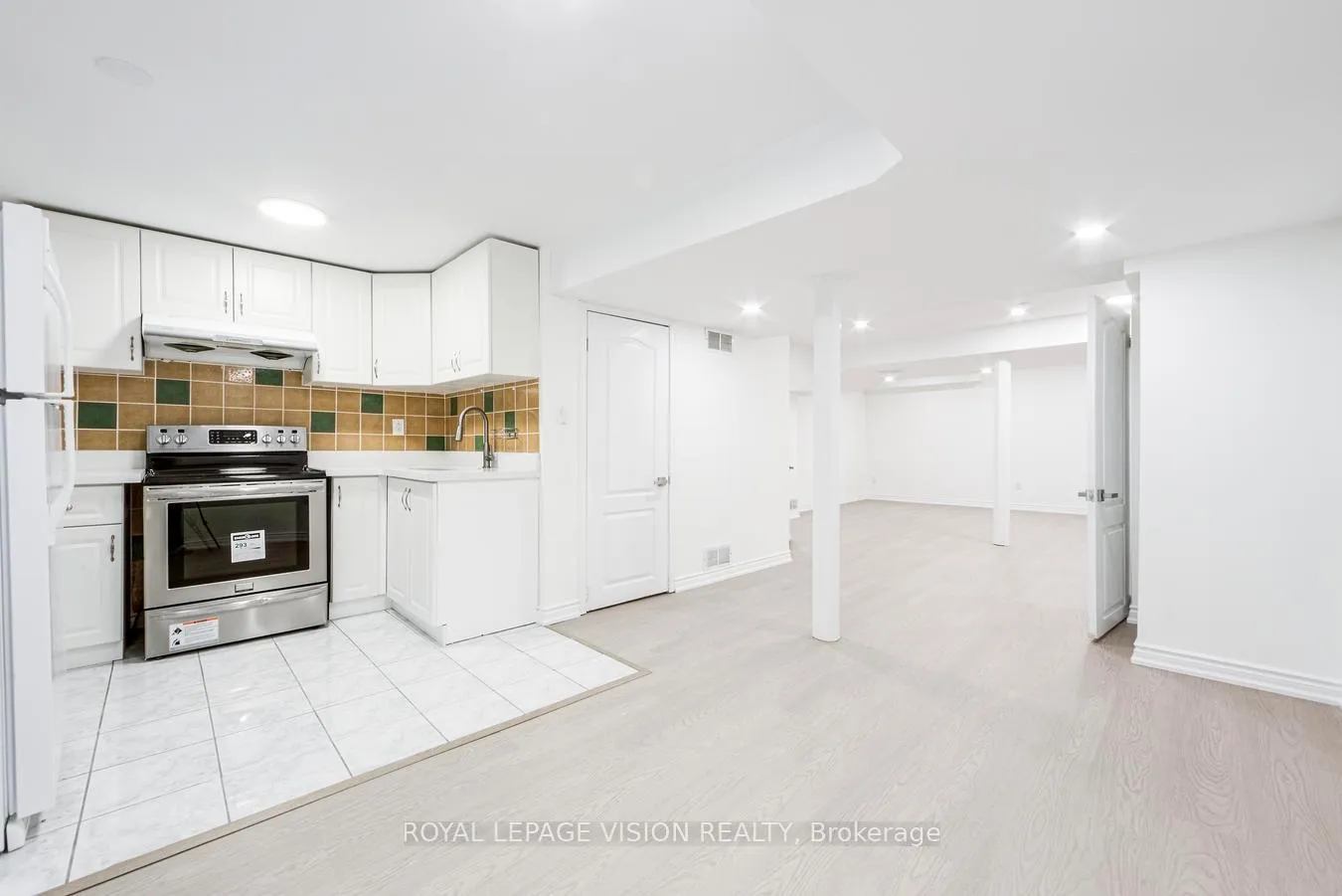 Photo 43 of 124 Alfred Paterson Drive, Markham, Greensborough — HOMEH