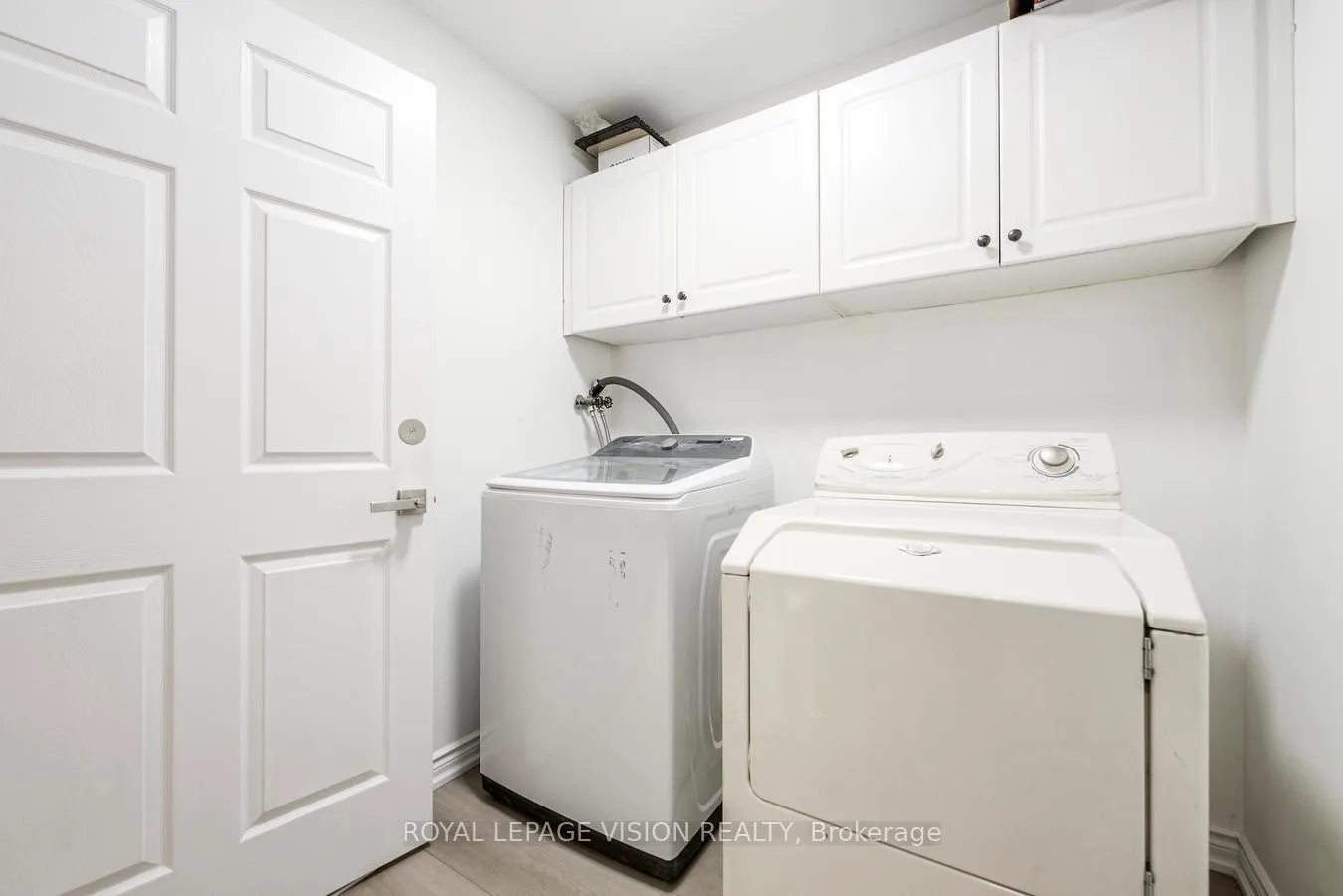 Photo 48 of 124 Alfred Paterson Drive, Markham, Greensborough — HOMEH