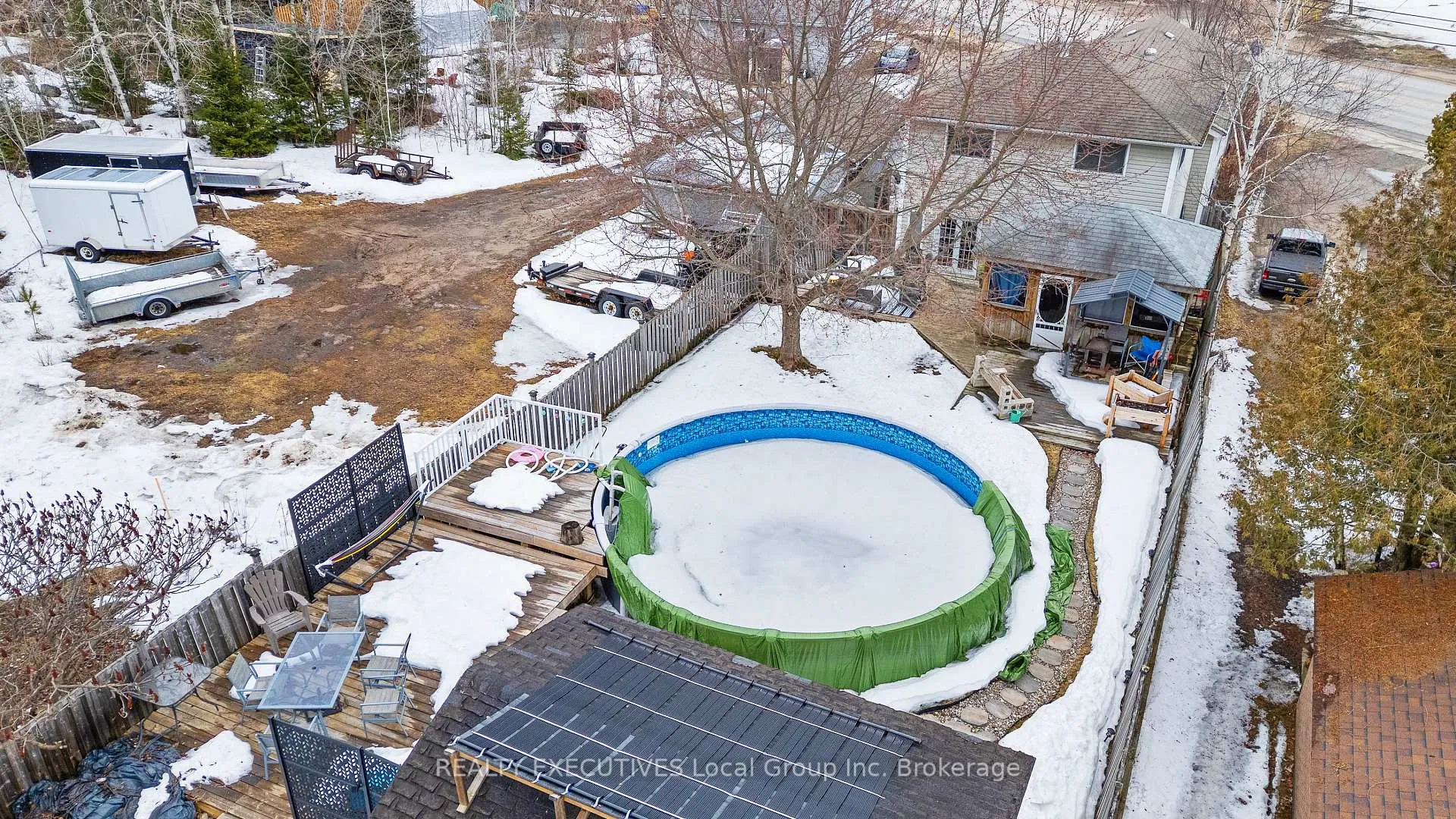 Photo 3 of 962 Lakeshore Drive, North Bay, Ferris — HOMEH