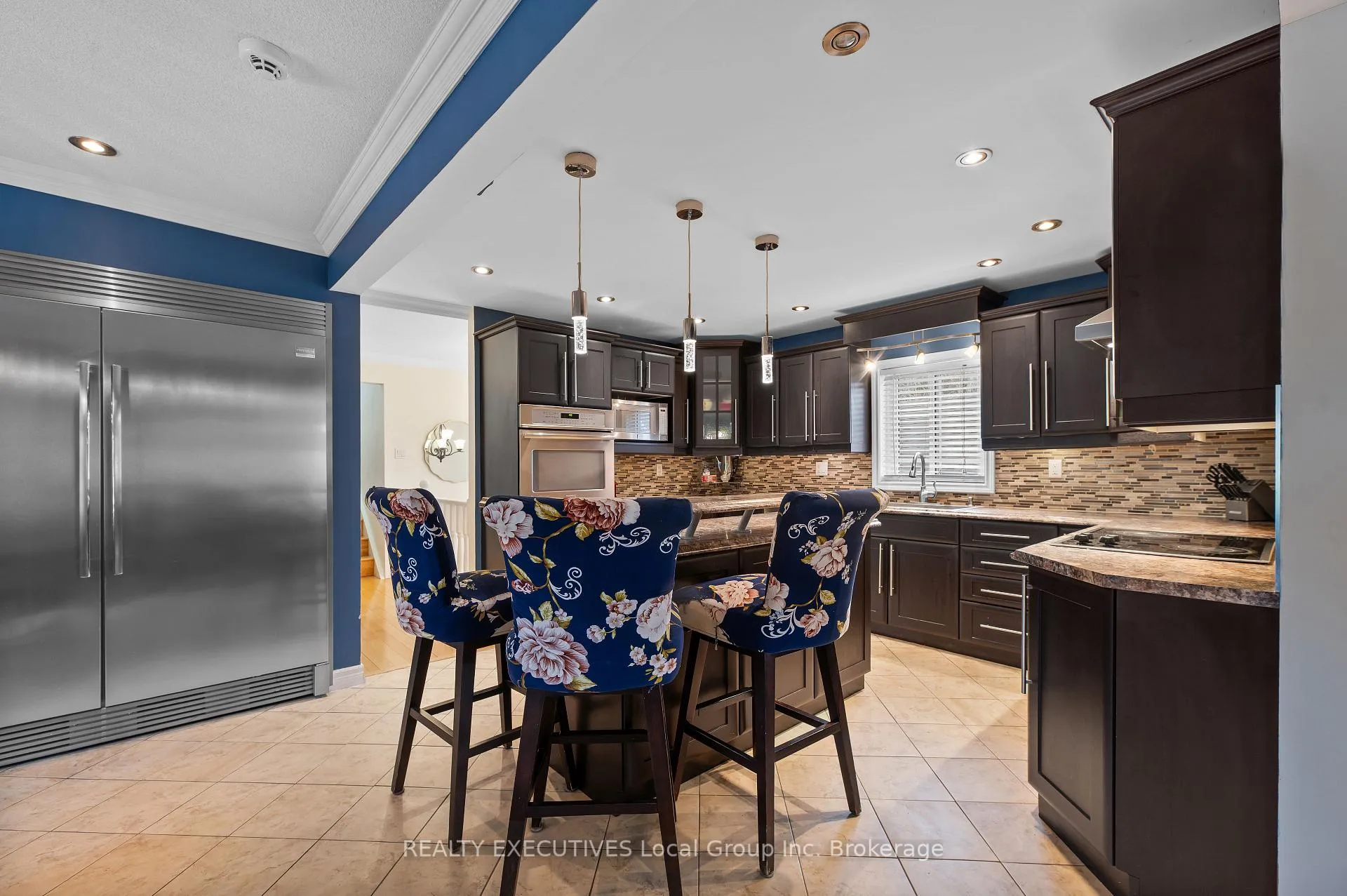 Photo 6 of 962 Lakeshore Drive, North Bay, Ferris — HOMEH