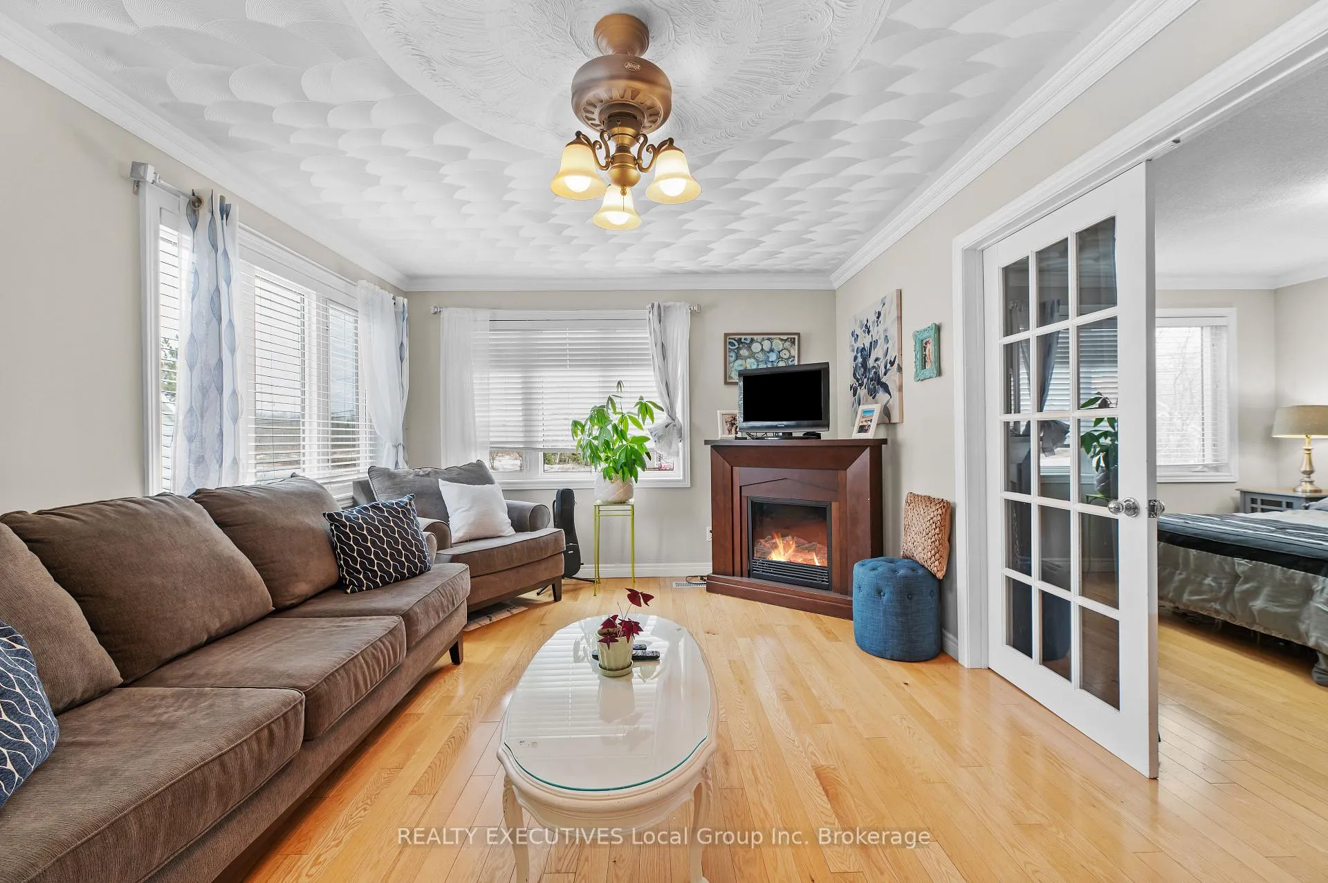 Photo 10 of 962 Lakeshore Drive, North Bay, Ferris — HOMEH