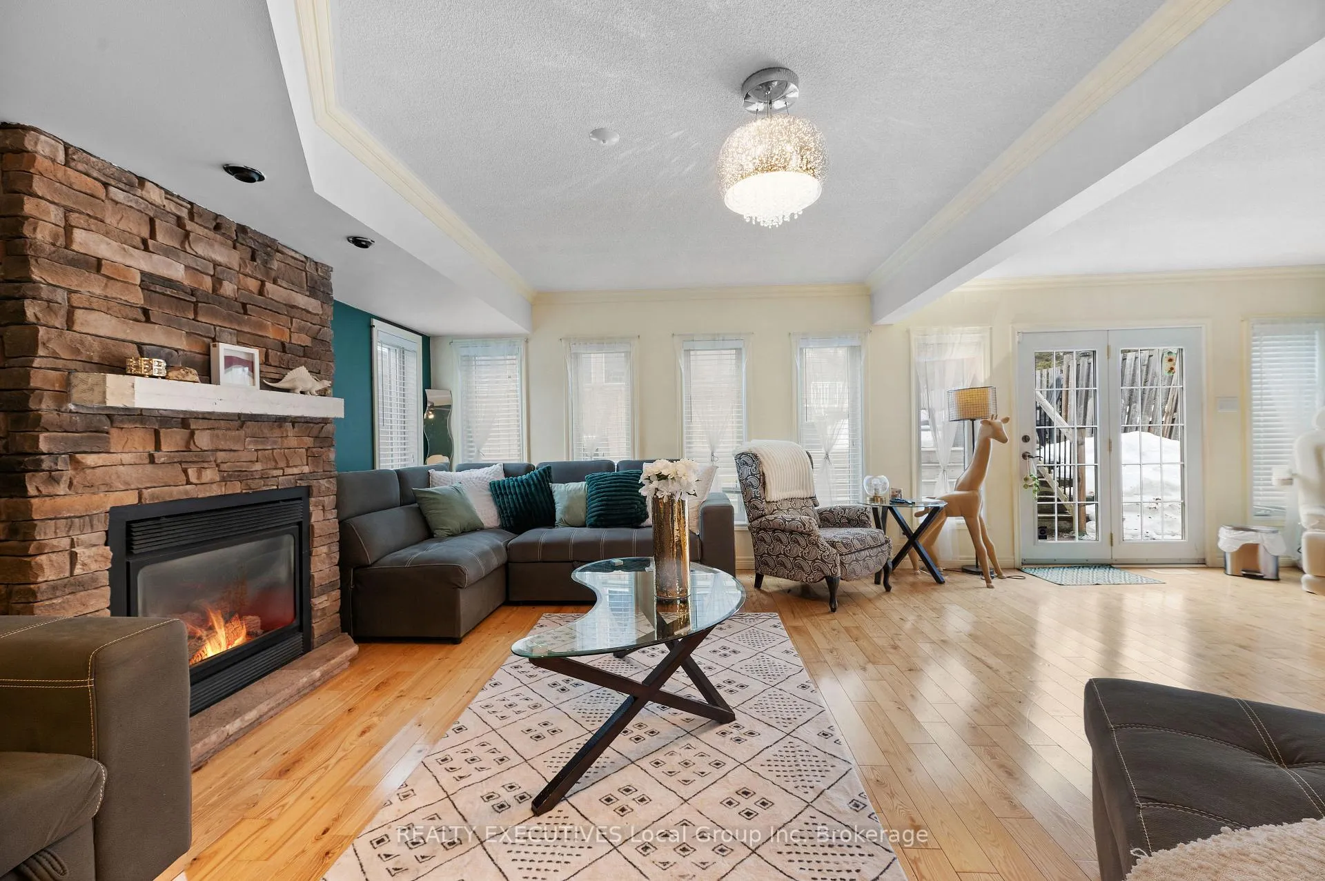 Photo 19 of 962 Lakeshore Drive, North Bay, Ferris — HOMEH