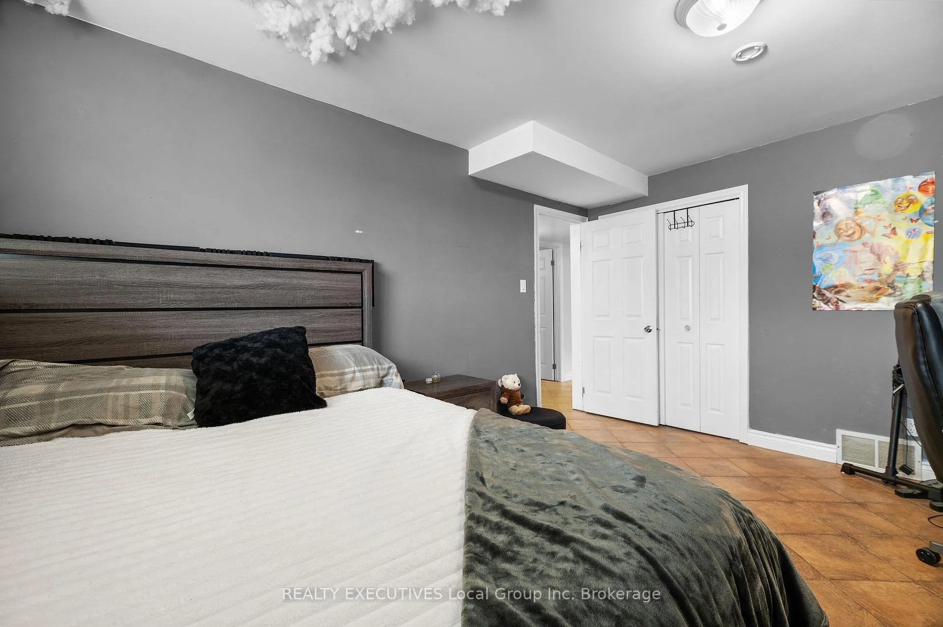 Photo 30 of 962 Lakeshore Drive, North Bay, Ferris — HOMEH