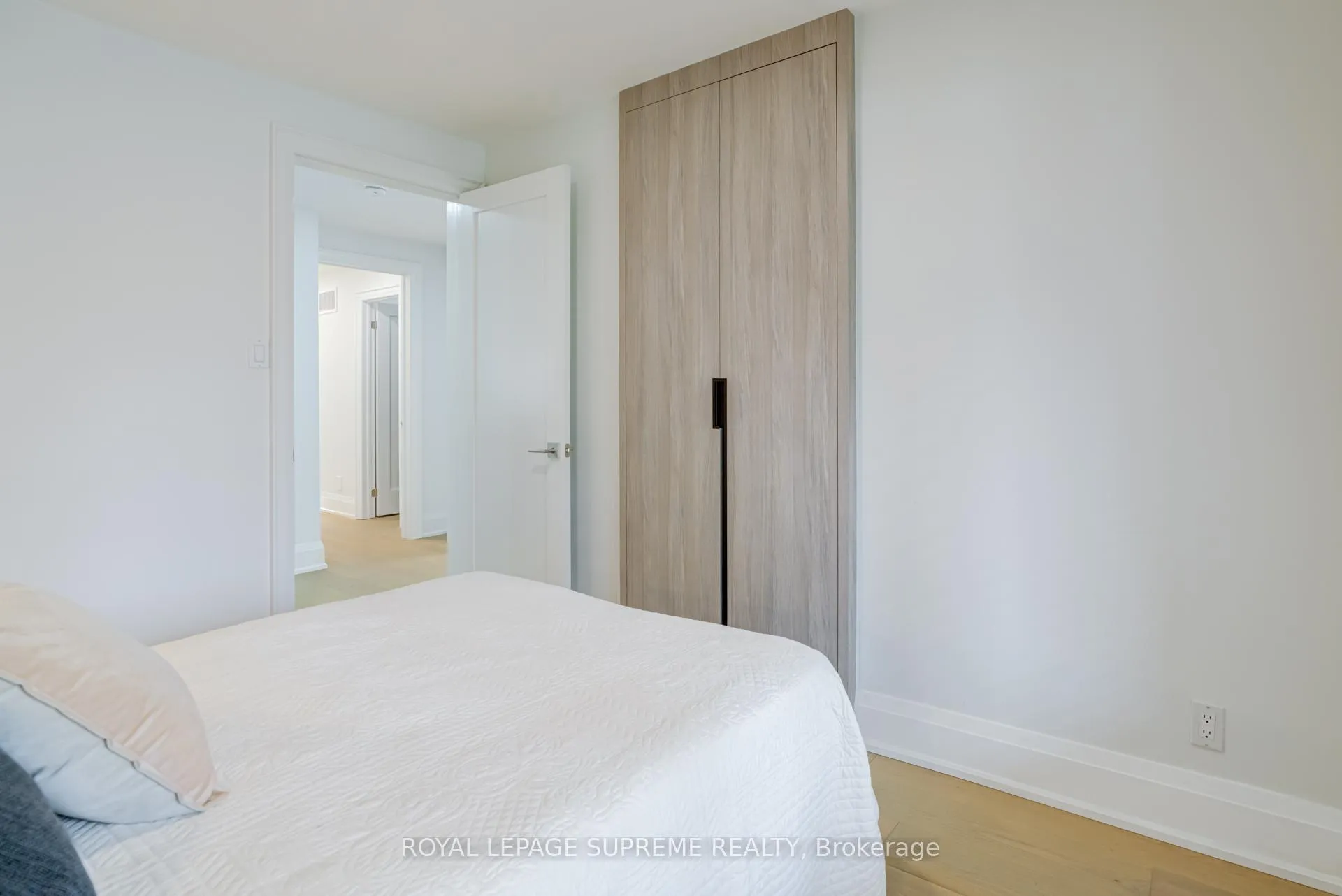 Photo 20 of 21 Spencely Court, Etobicoke, Willowridge-Martingrove-Richview — HOMEH