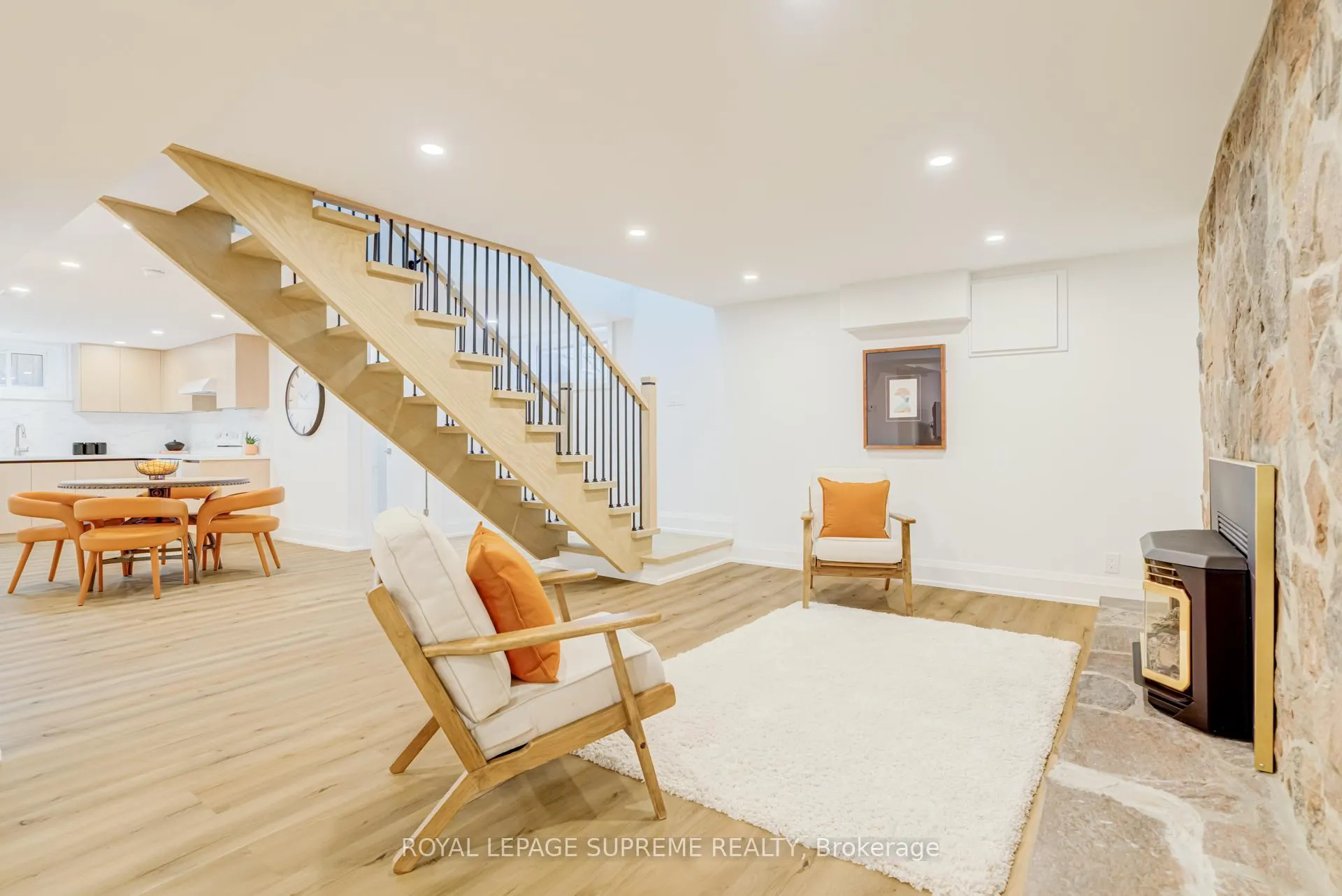 Photo 23 of 21 Spencely Court, Etobicoke, Willowridge-Martingrove-Richview — HOMEH