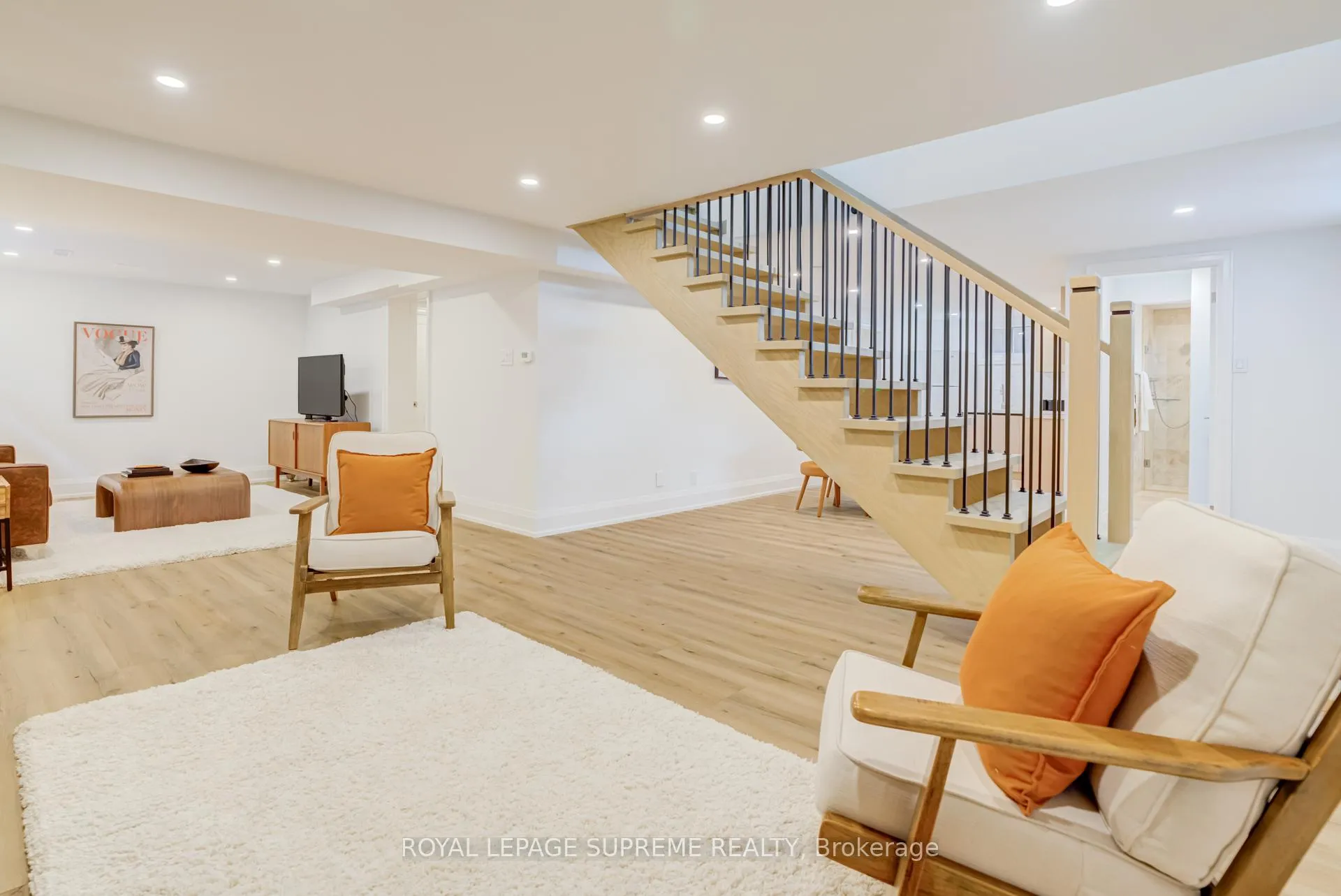 Photo 24 of 21 Spencely Court, Etobicoke, Willowridge-Martingrove-Richview — HOMEH