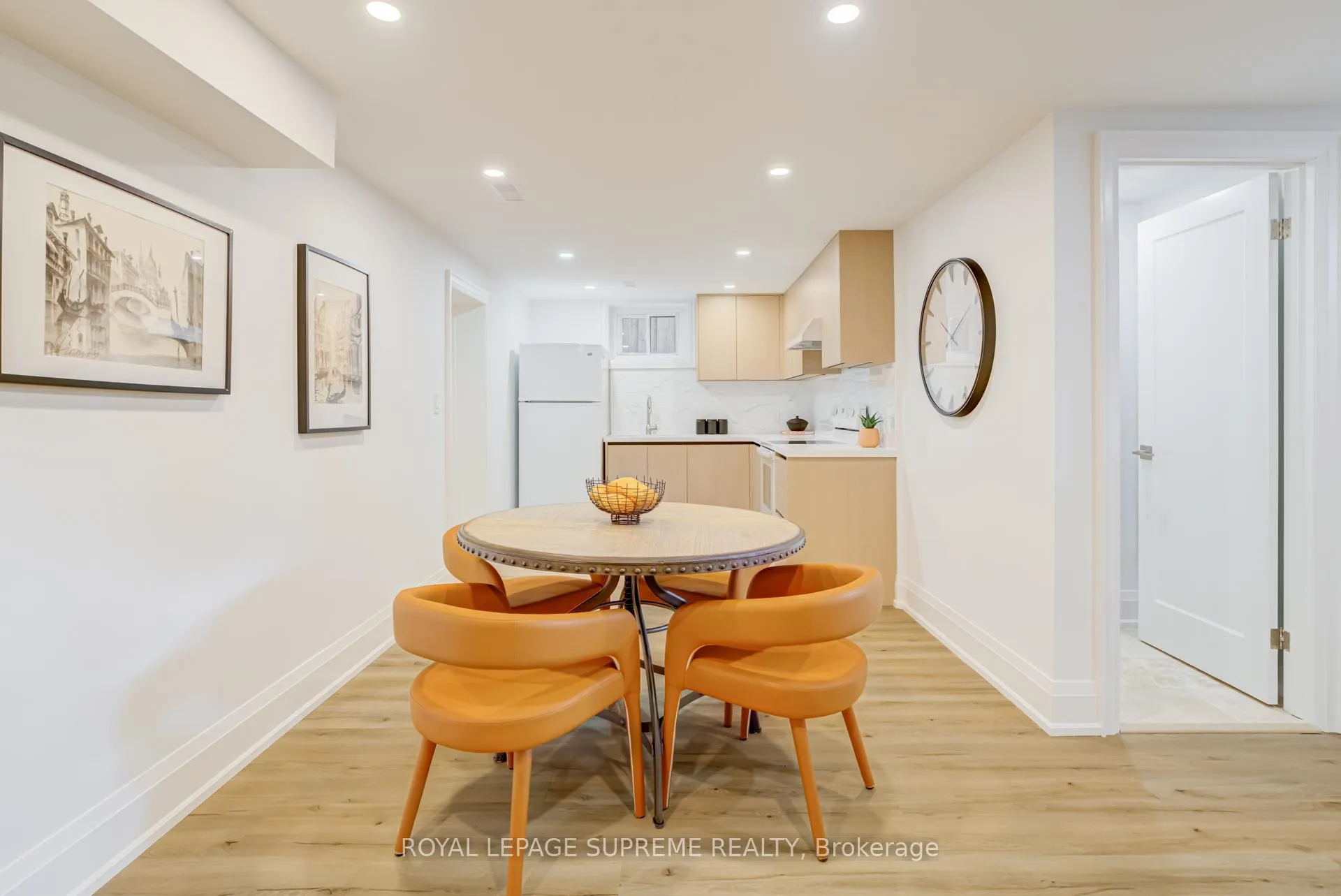 Photo 28 of 21 Spencely Court, Etobicoke, Willowridge-Martingrove-Richview — HOMEH