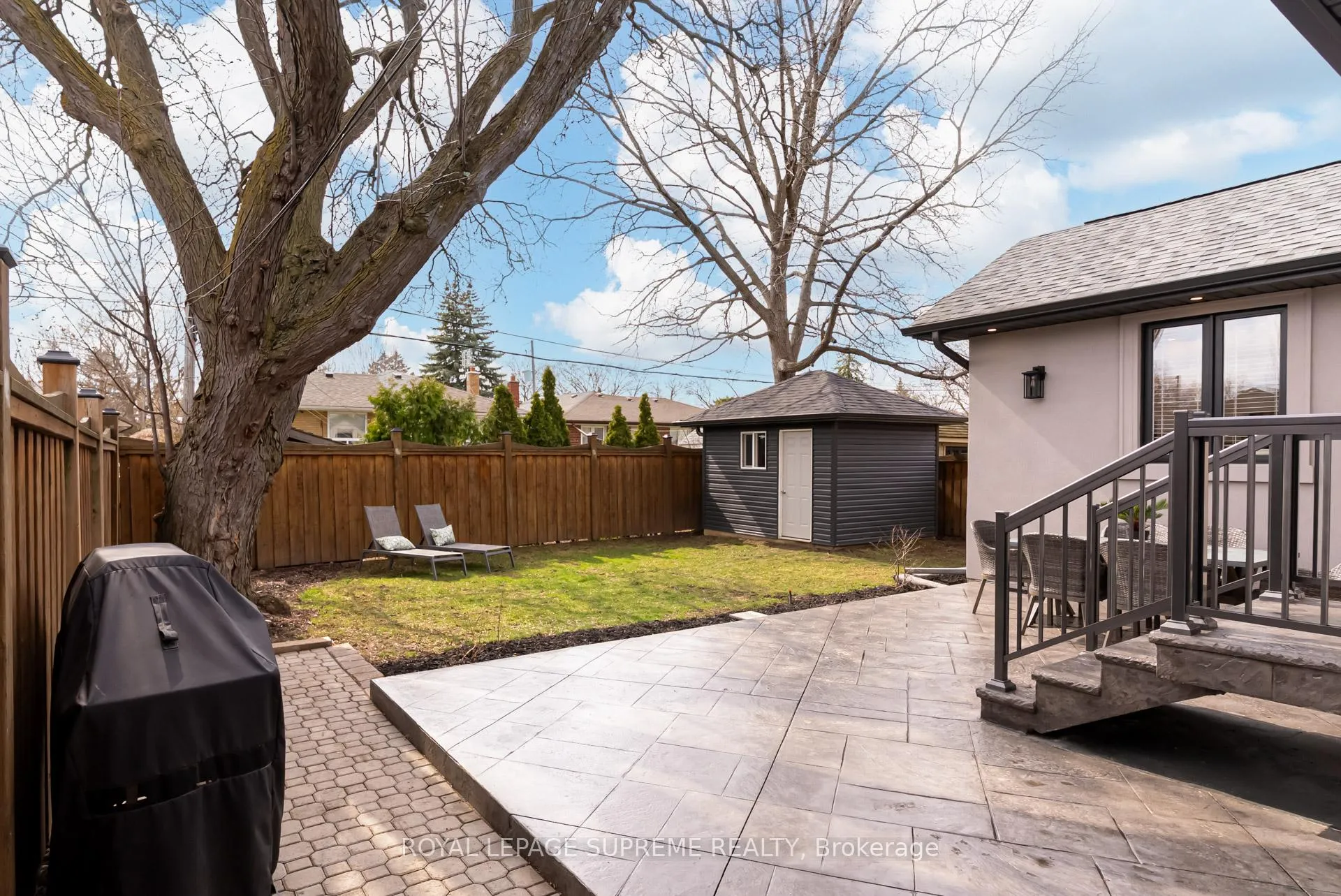 Photo 37 of 21 Spencely Court, Etobicoke, Willowridge-Martingrove-Richview — HOMEH
