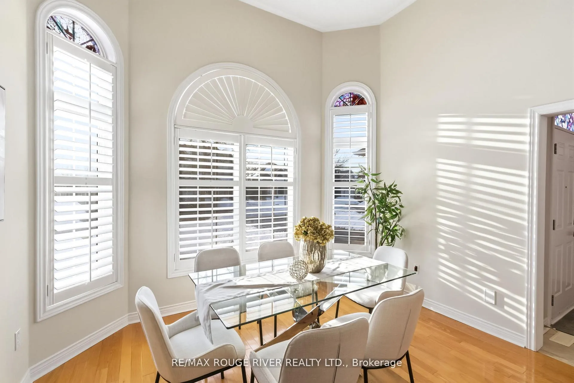 Photo 4 of 106 Tormina Boulevard, Whitby, Taunton North — HOMEH