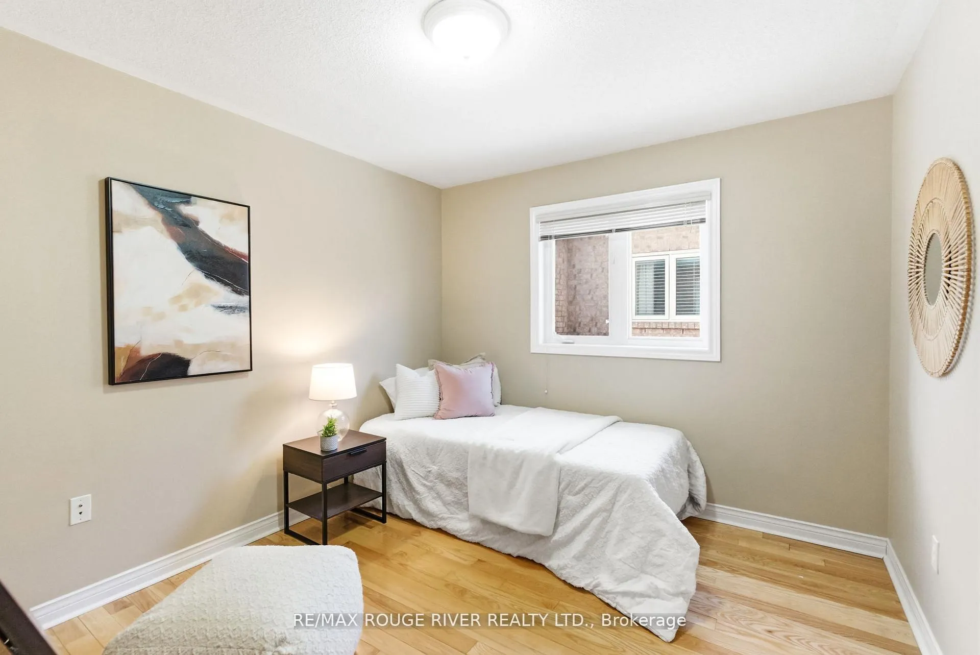 Photo 17 of 106 Tormina Boulevard, Whitby, Taunton North — HOMEH