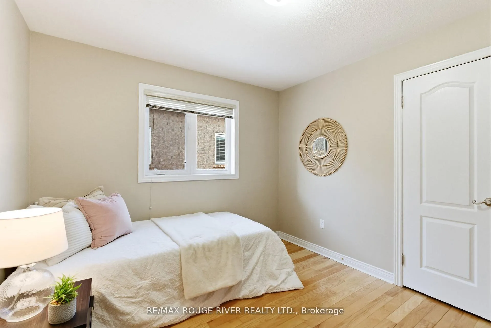 Photo 18 of 106 Tormina Boulevard, Whitby, Taunton North — HOMEH