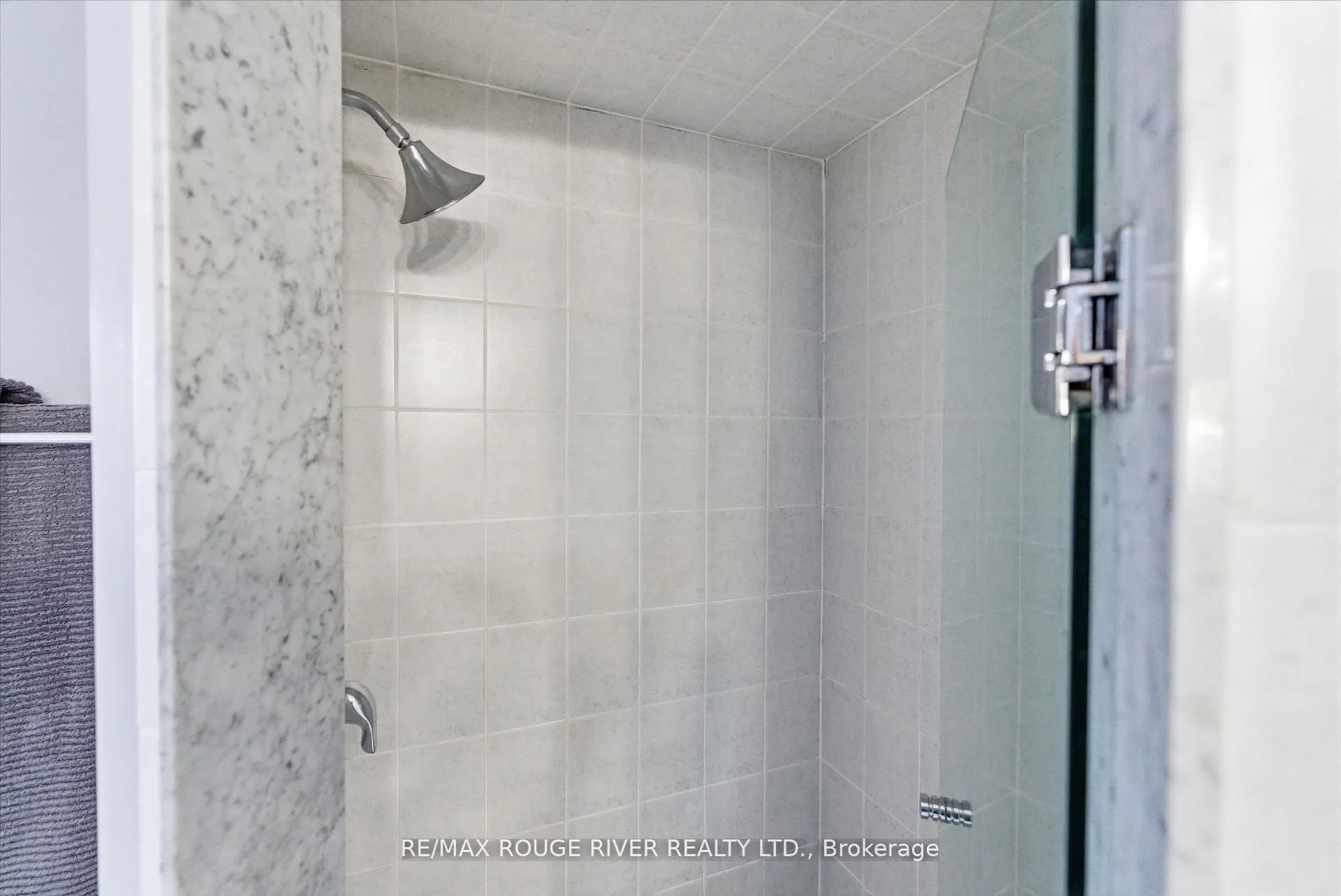 Photo 27 of 106 Tormina Boulevard, Whitby, Taunton North — HOMEH