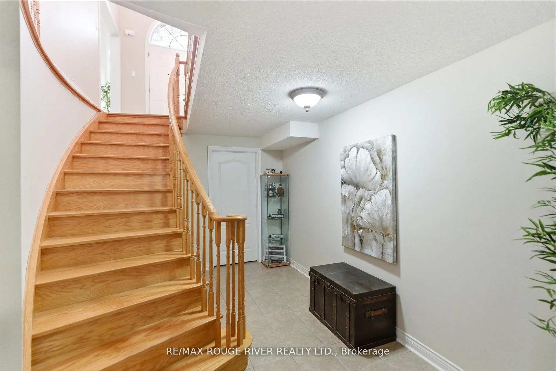 Photo 29 of 106 Tormina Boulevard, Whitby, Taunton North — HOMEH