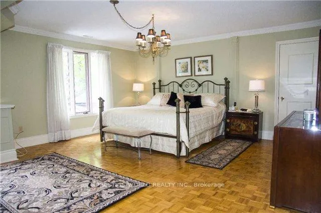 Photo 9 of 32 Playter Crescent, Toronto, Playter Estates-Danforth — HOMEH