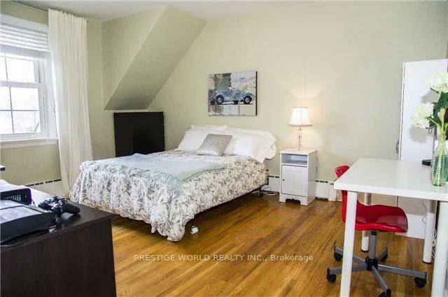 Photo 14 of 32 Playter Crescent, Toronto, Playter Estates-Danforth — HOMEH