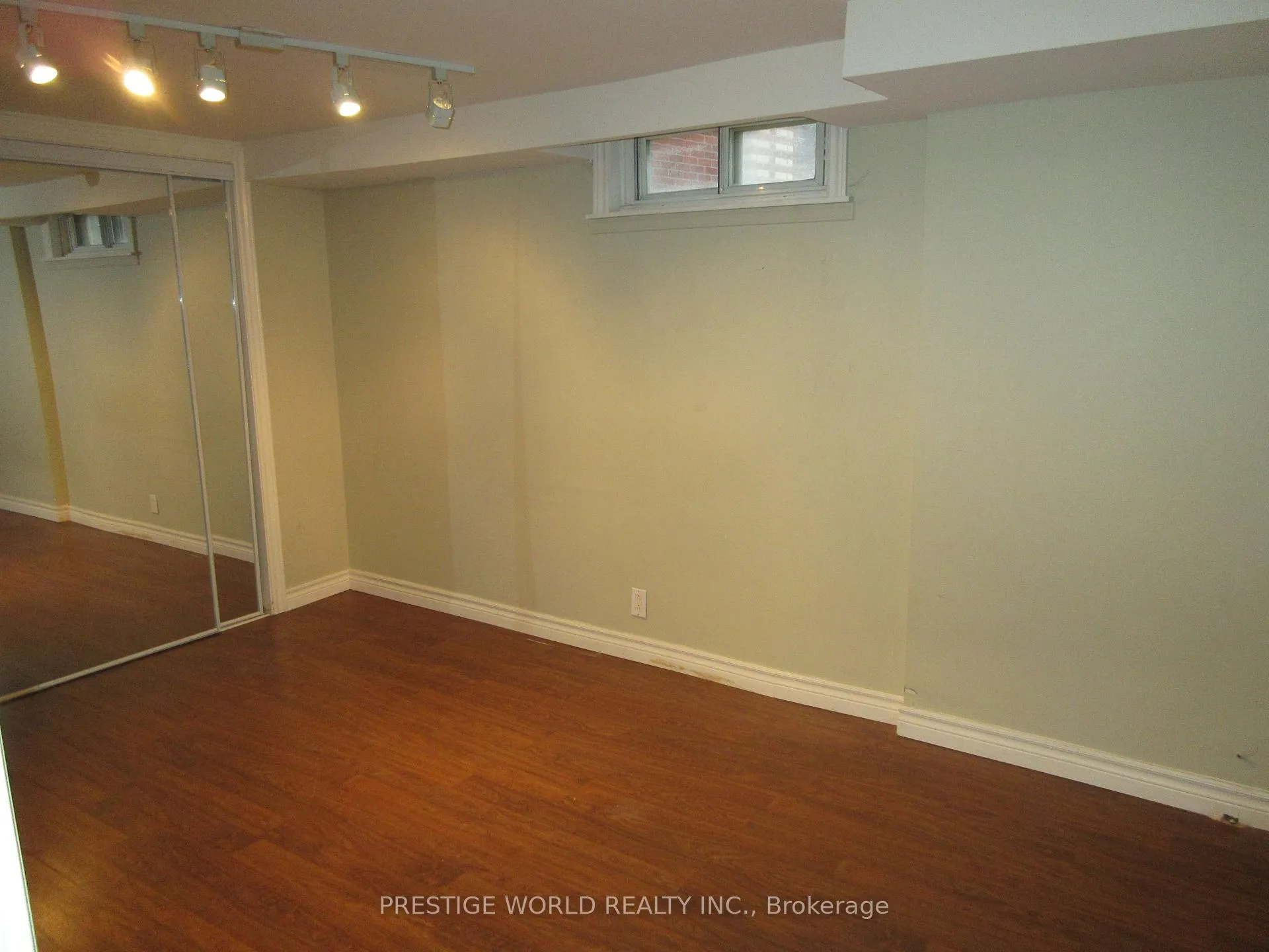 Photo 28 of 32 Playter Crescent, Toronto, Playter Estates-Danforth — HOMEH