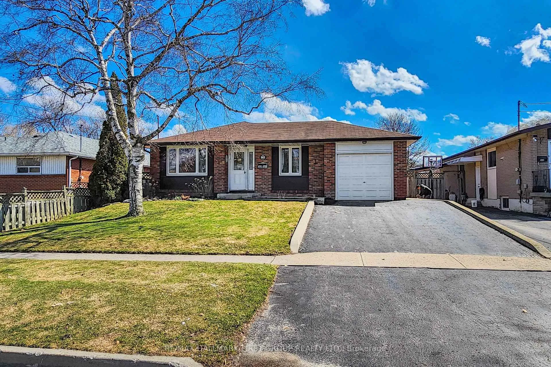 Photo 1 of 869 Vicki Drive, Pickering, West Shore — HOMEH