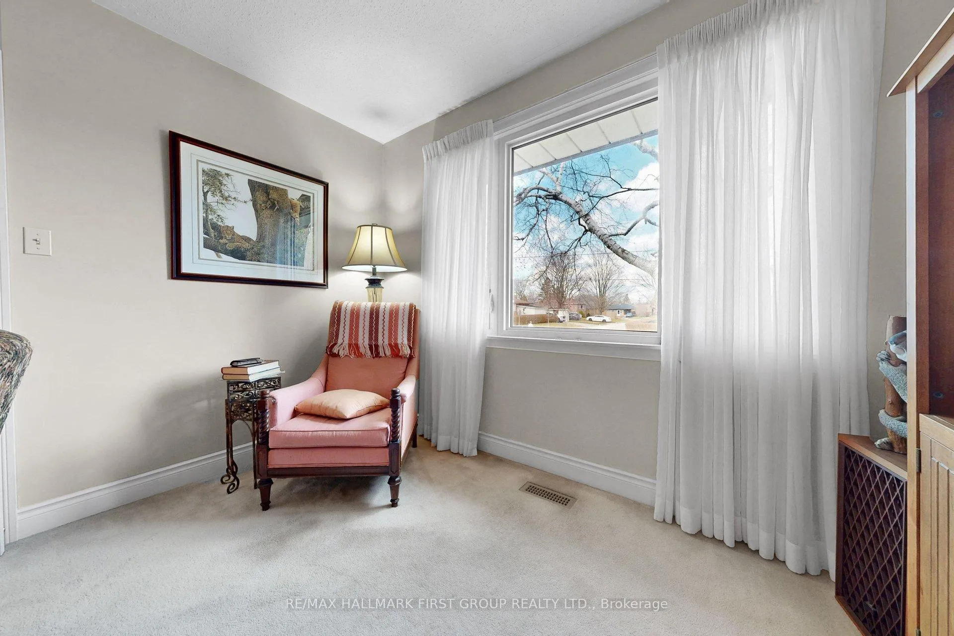 Photo 10 of 869 Vicki Drive, Pickering, West Shore — HOMEH