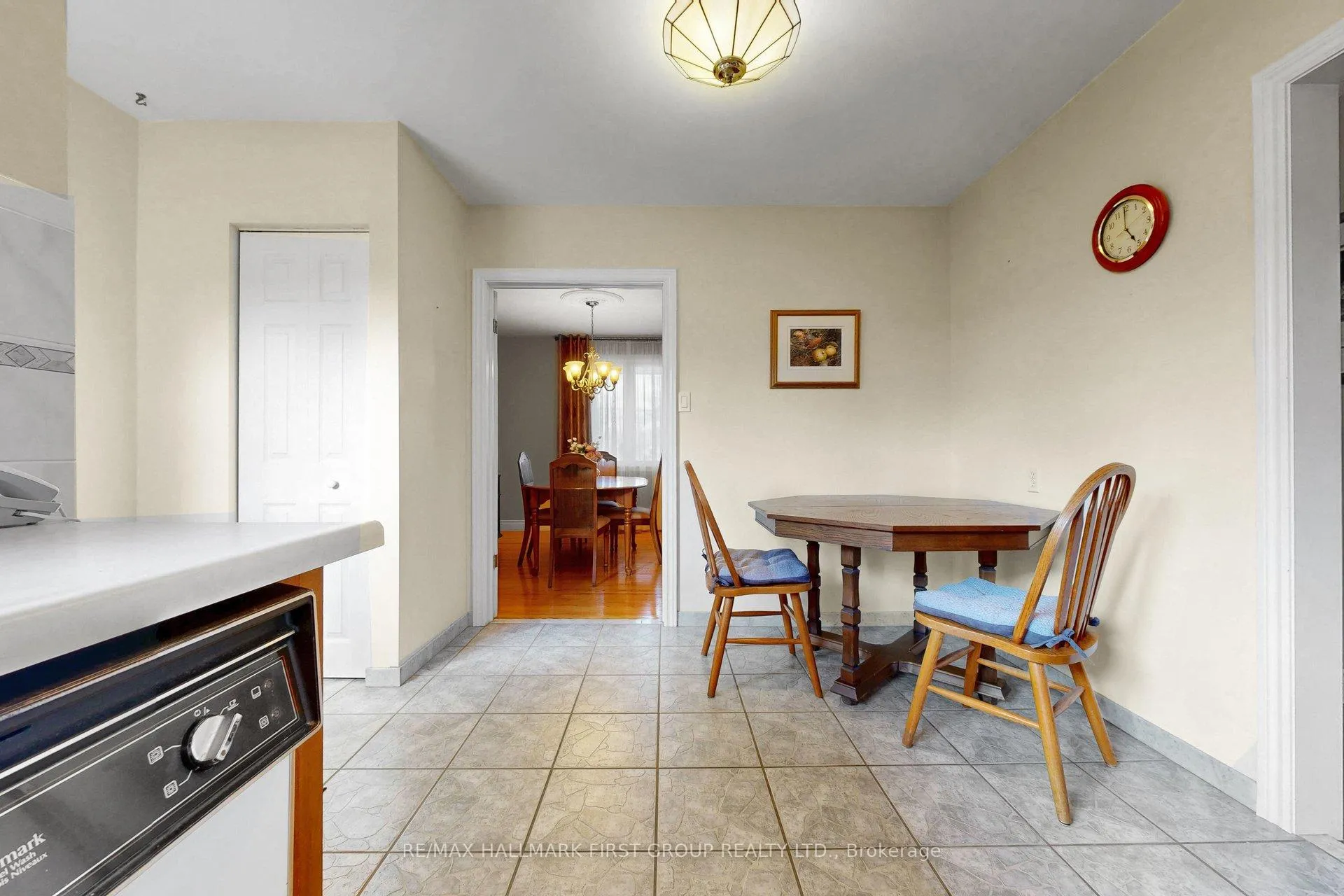 Photo 18 of 869 Vicki Drive, Pickering, West Shore — HOMEH