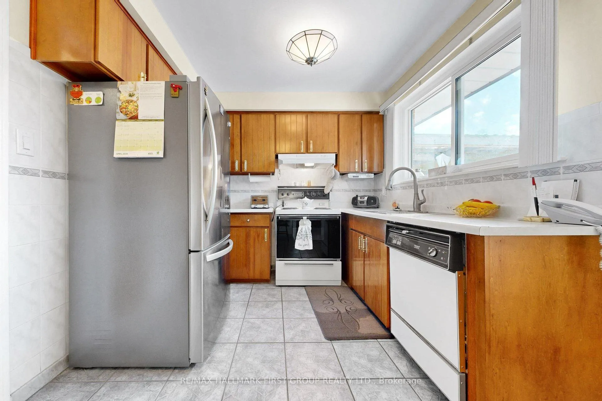 Photo 19 of 869 Vicki Drive, Pickering, West Shore — HOMEH