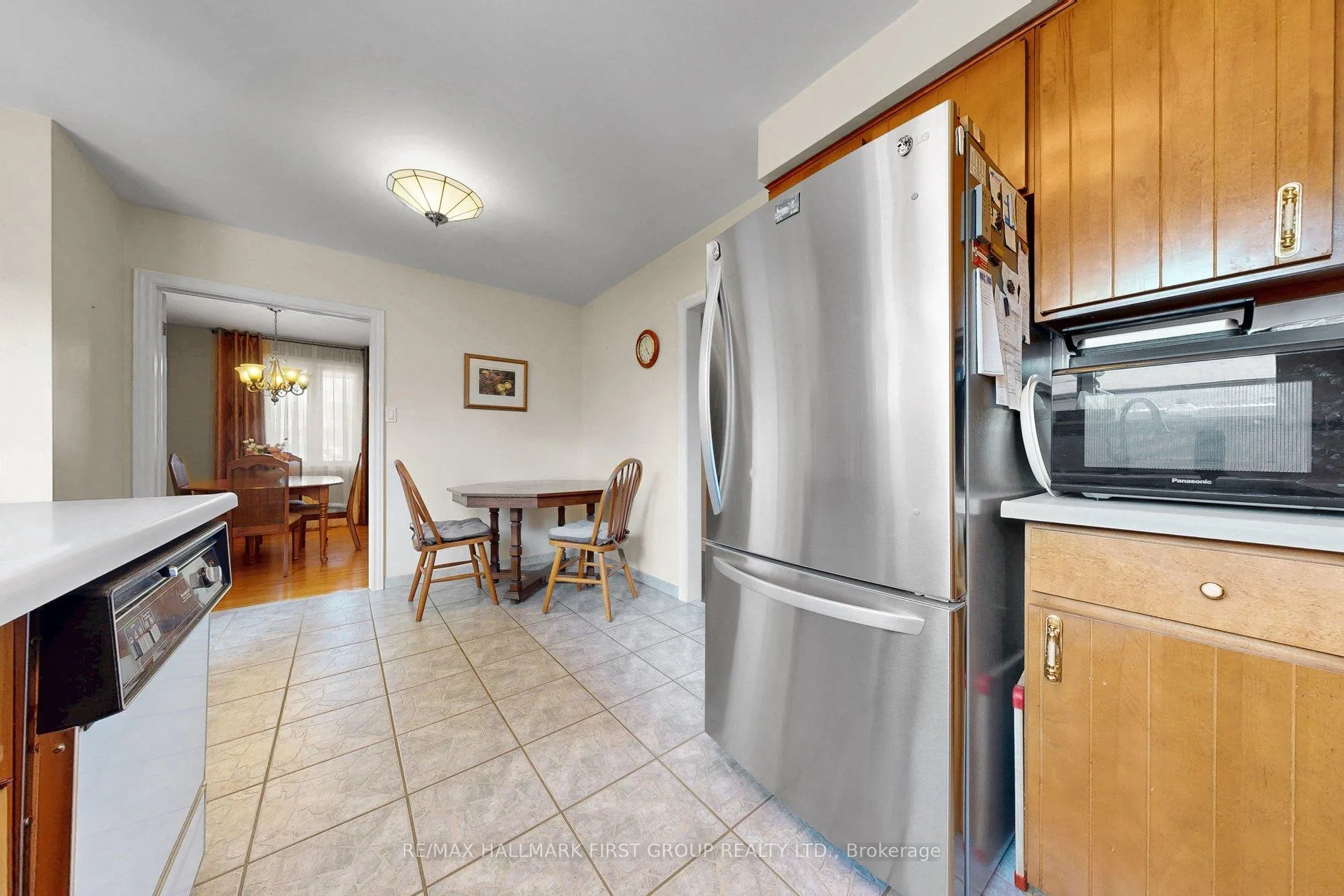 Photo 22 of 869 Vicki Drive, Pickering, West Shore — HOMEH