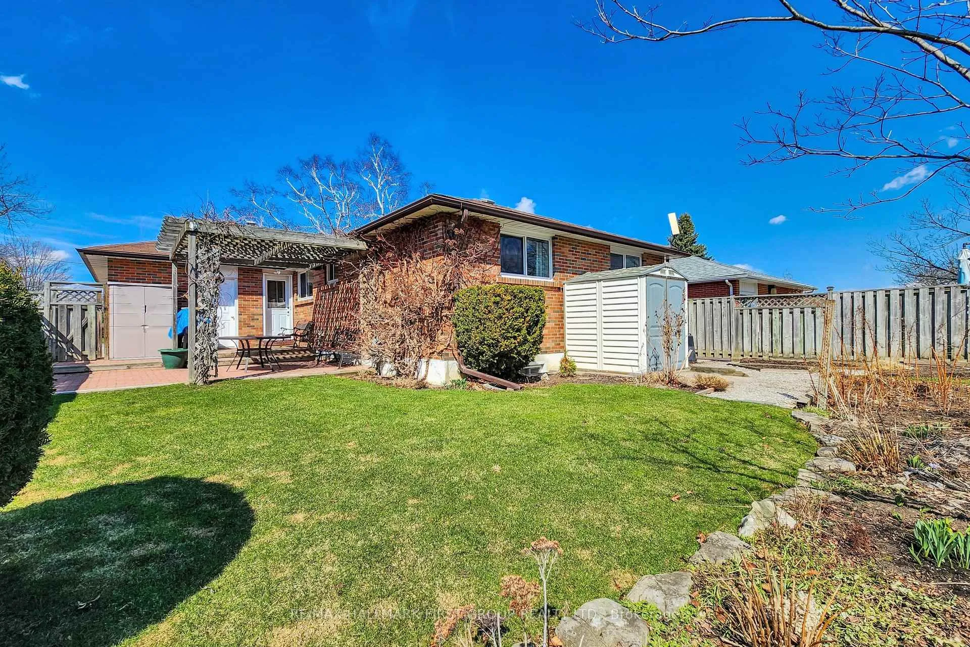 Photo 48 of 869 Vicki Drive, Pickering, West Shore — HOMEH