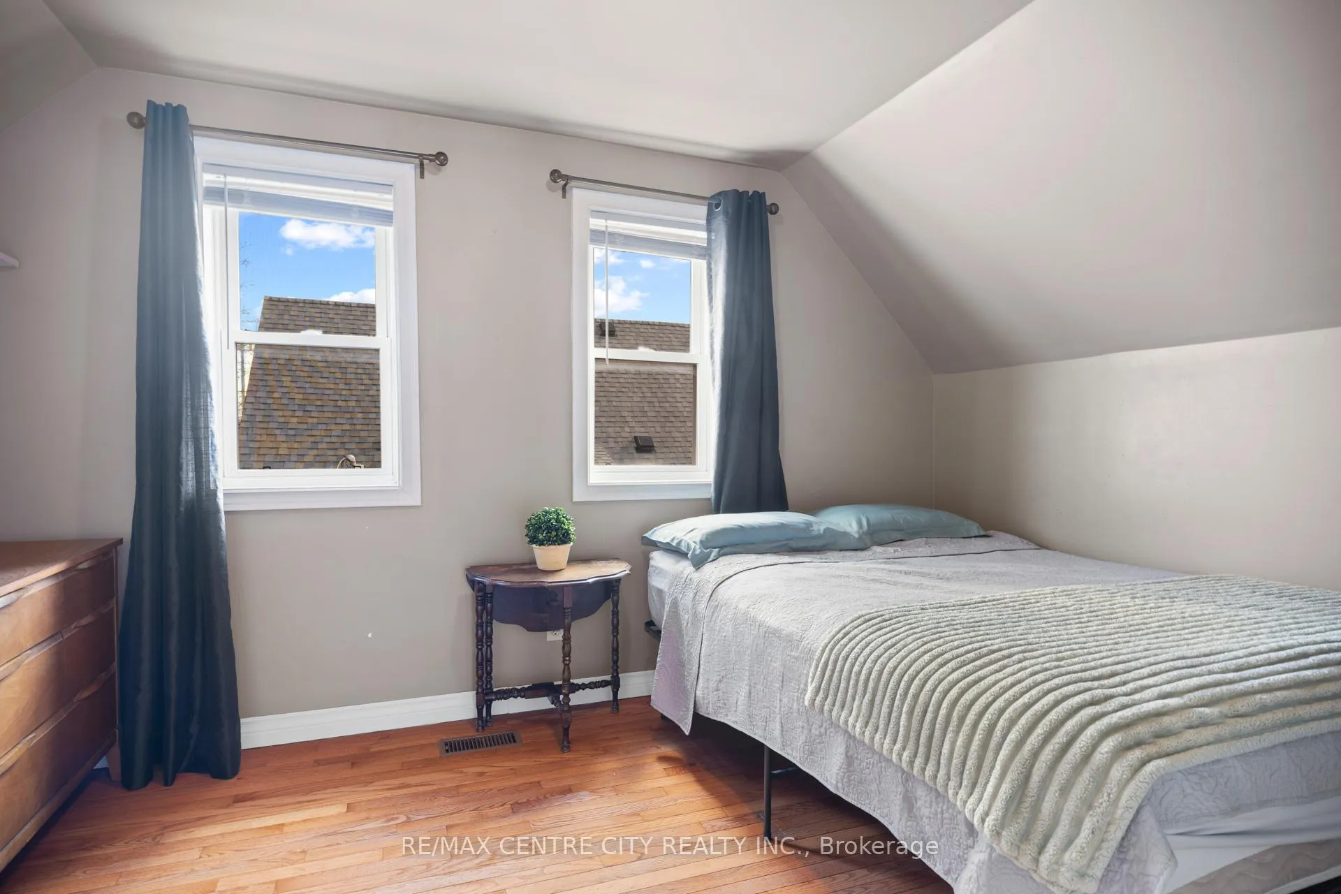 Photo 16 of 169 Fifth Avenue, St. Thomas — HOMEH
