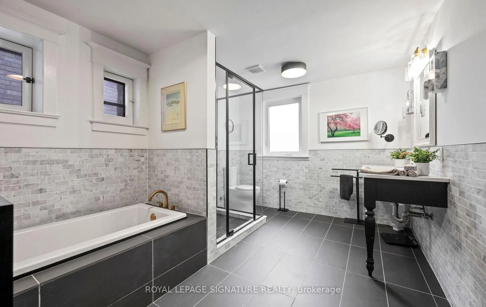 Photo 21 of 276 Roncesvalles Avenue, Toronto, High Park-Swansea — HOMEH