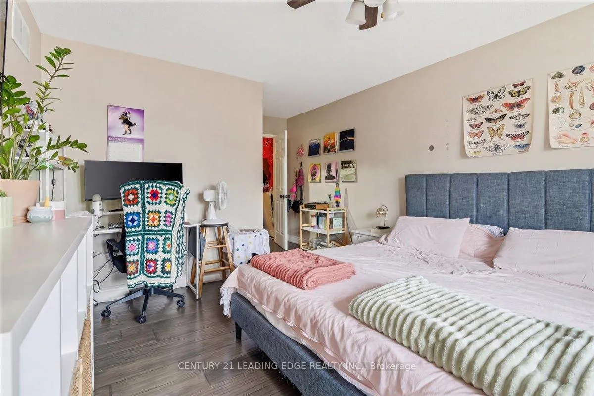Photo 10 of 10 Crough Street, Clarington, Bowmanville — HOMEH