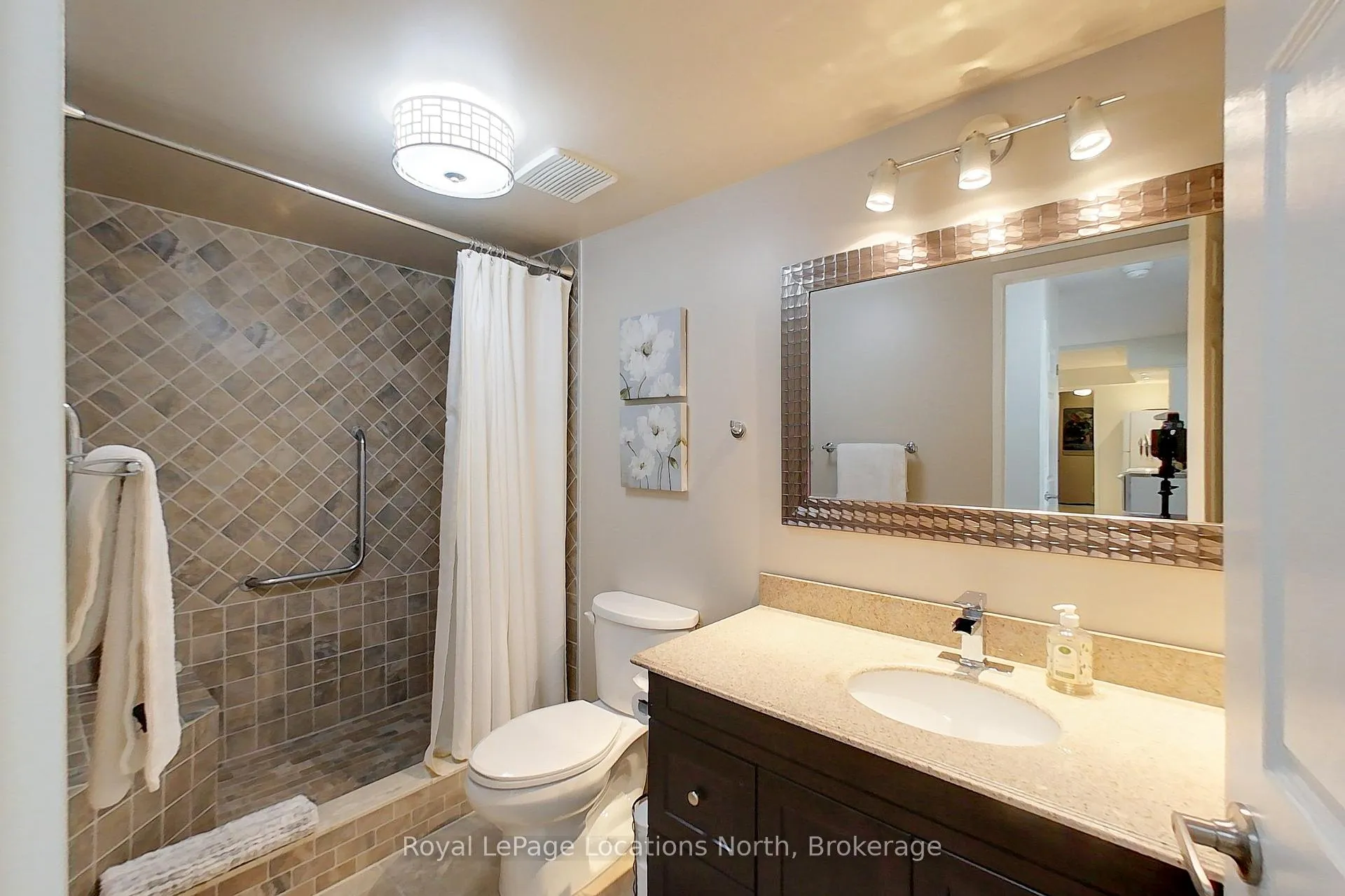 Photo 28 of Unit 307, 172 Eighth Street, Collingwood — HOMEH