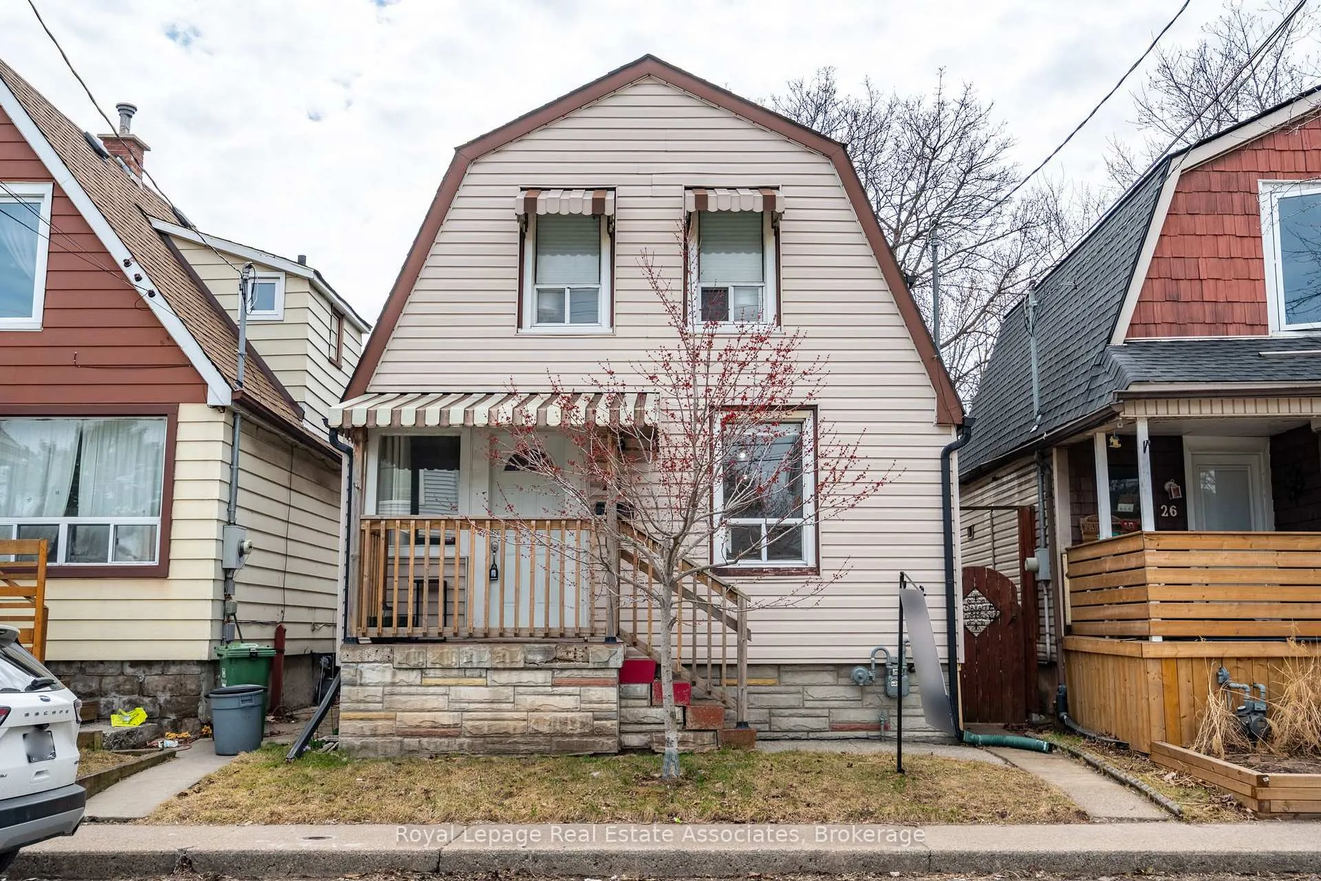 Photo 1 of 28 Edinburgh Avenue, Hamilton, Crown Point — HOMEH