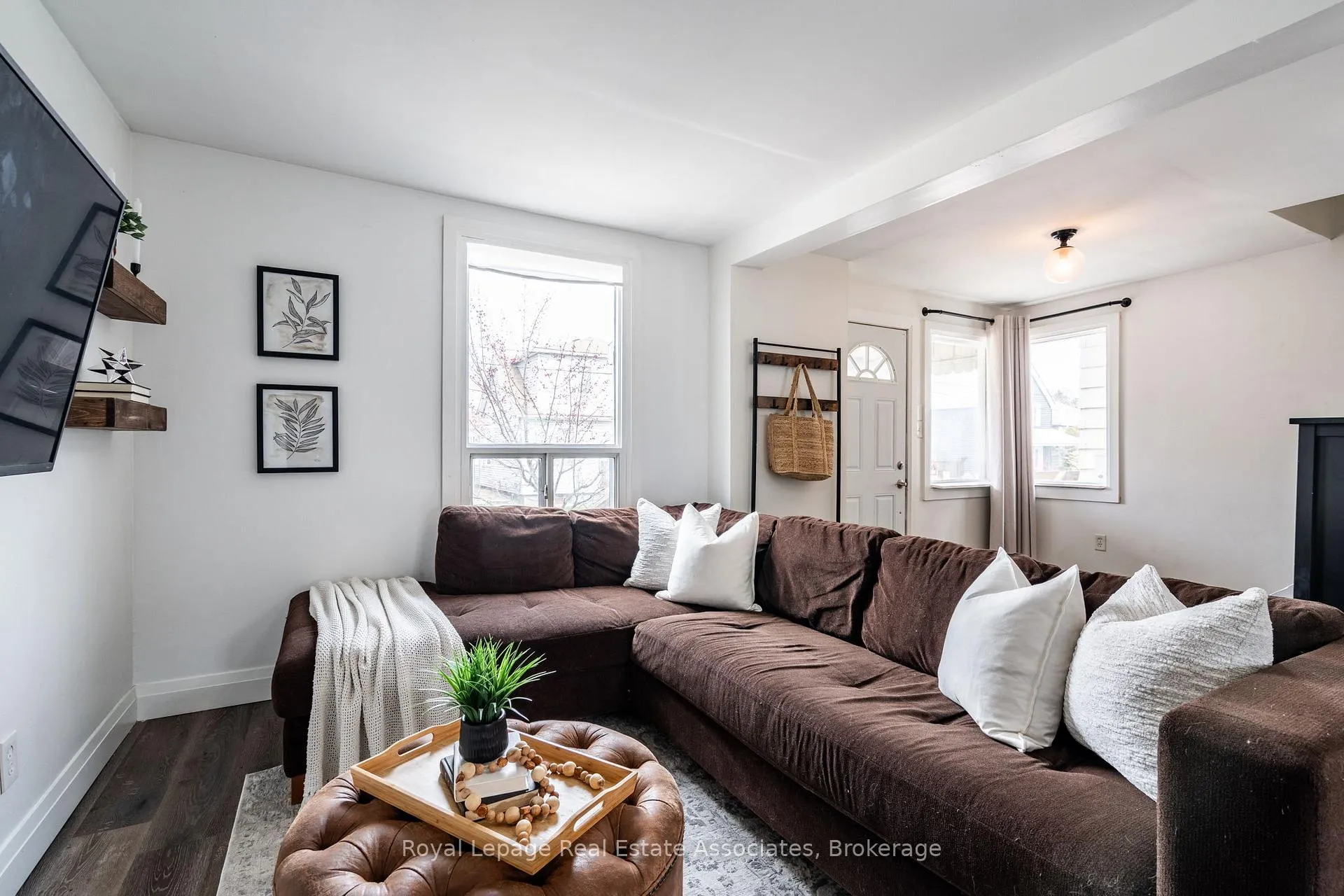 Photo 6 of 28 Edinburgh Avenue, Hamilton, Crown Point — HOMEH