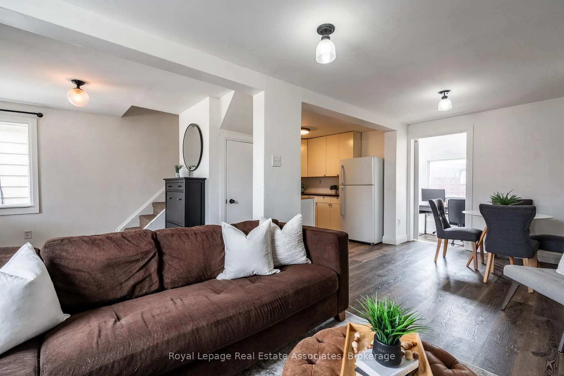 Photo 7 of 28 Edinburgh Avenue, Hamilton, Crown Point — HOMEH