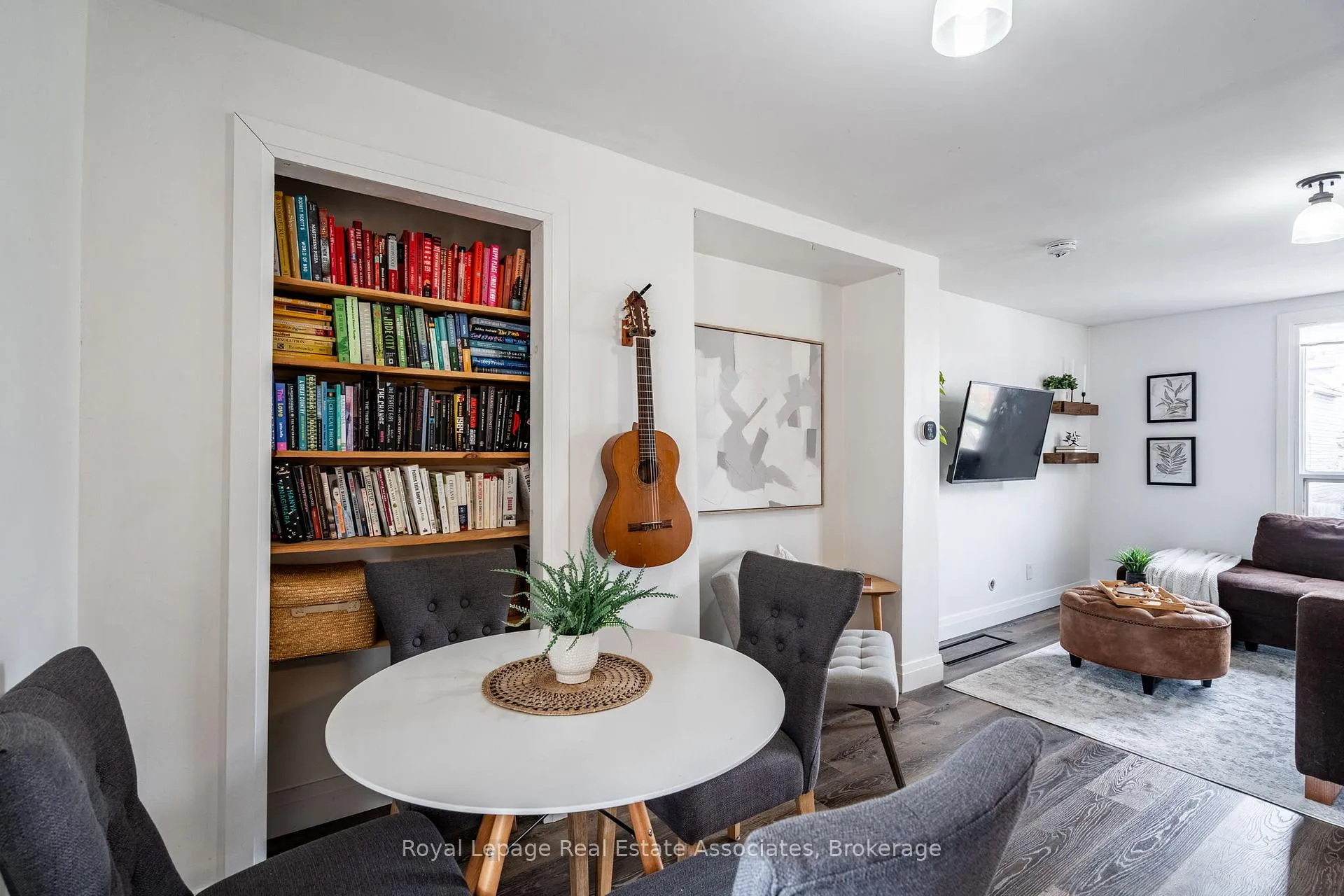 Photo 15 of 28 Edinburgh Avenue, Hamilton, Crown Point — HOMEH
