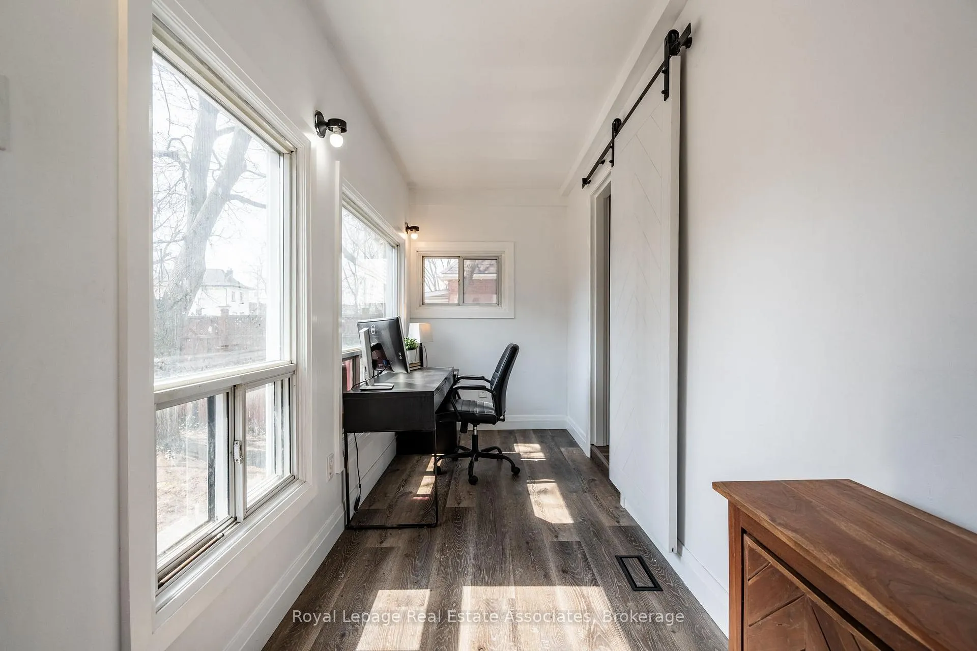 Photo 19 of 28 Edinburgh Avenue, Hamilton, Crown Point — HOMEH