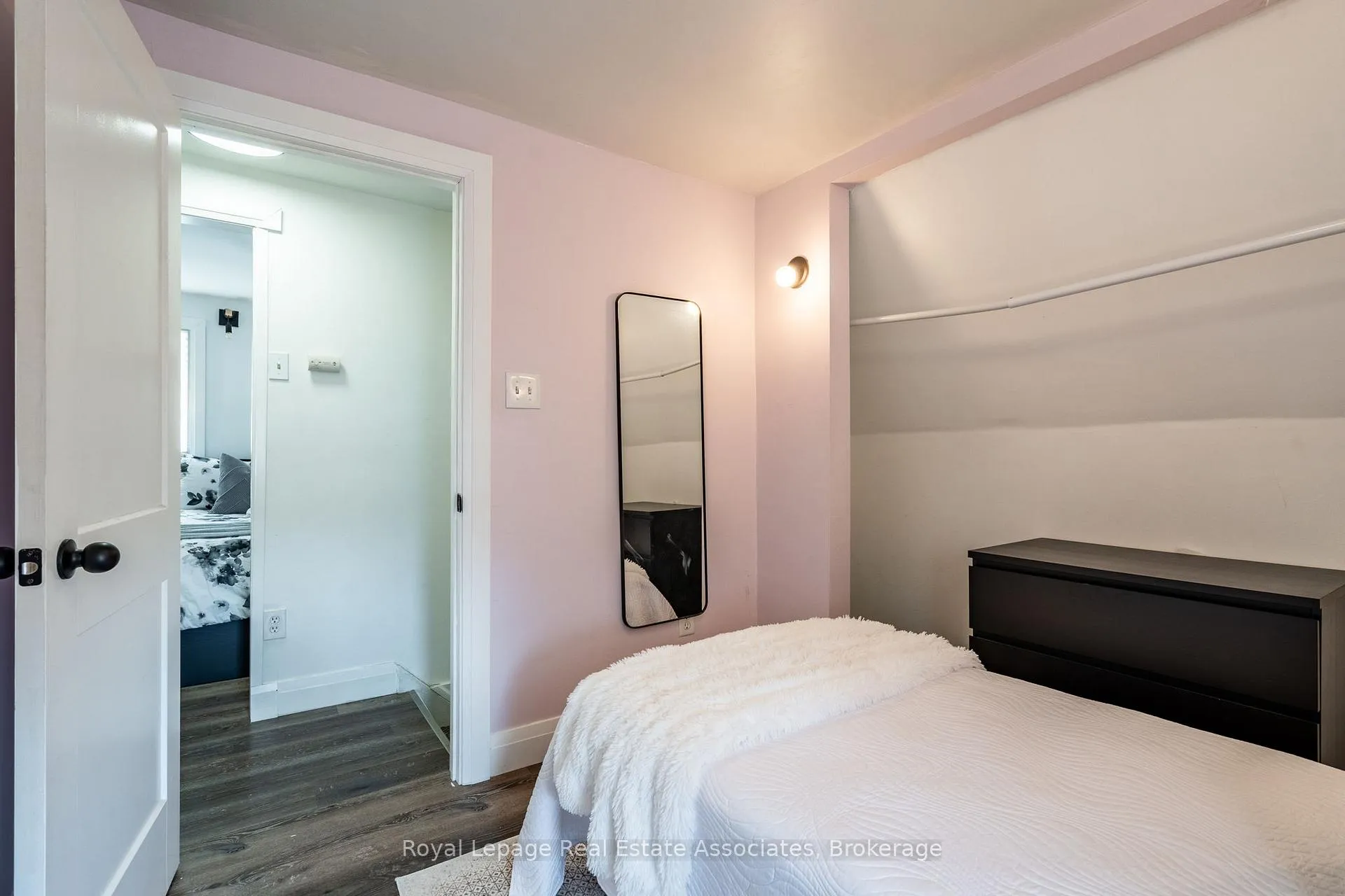 Photo 28 of 28 Edinburgh Avenue, Hamilton, Crown Point — HOMEH