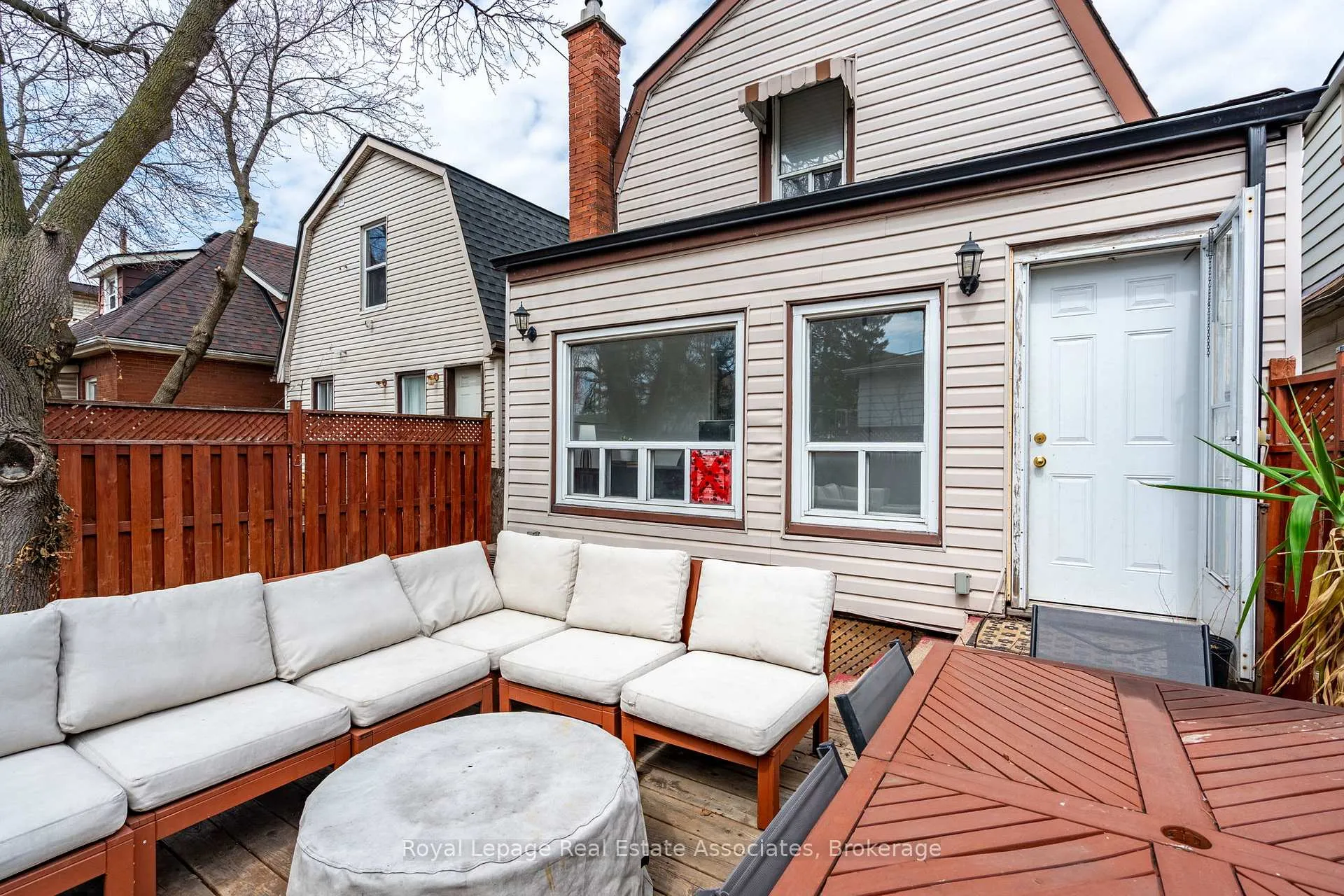 Photo 34 of 28 Edinburgh Avenue, Hamilton, Crown Point — HOMEH